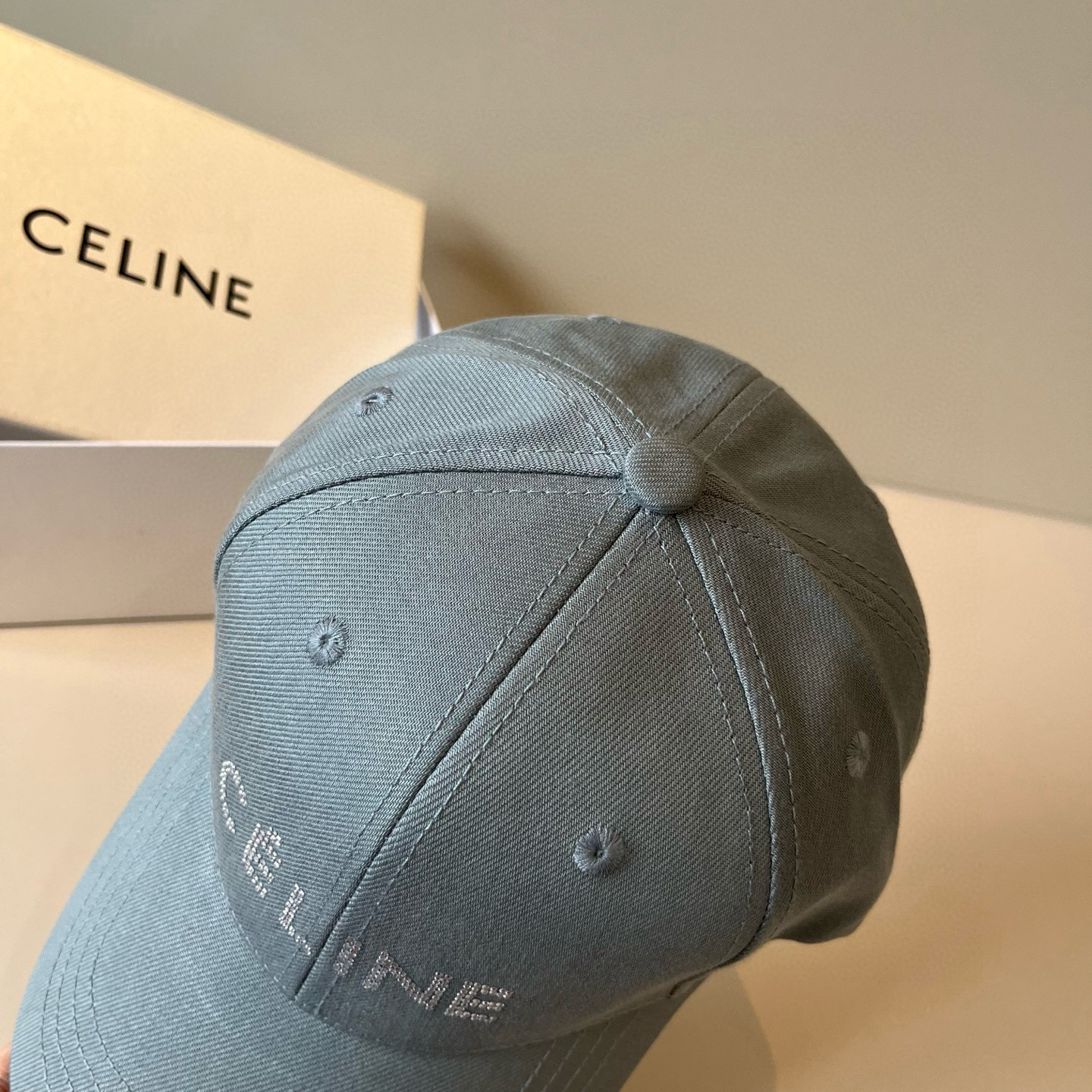 【CELINE赛琳】新款经典休闲潮流款 棒球帽🧢日韩风格，随便搭配都超好看！出门旅游，绝对要入手的一款