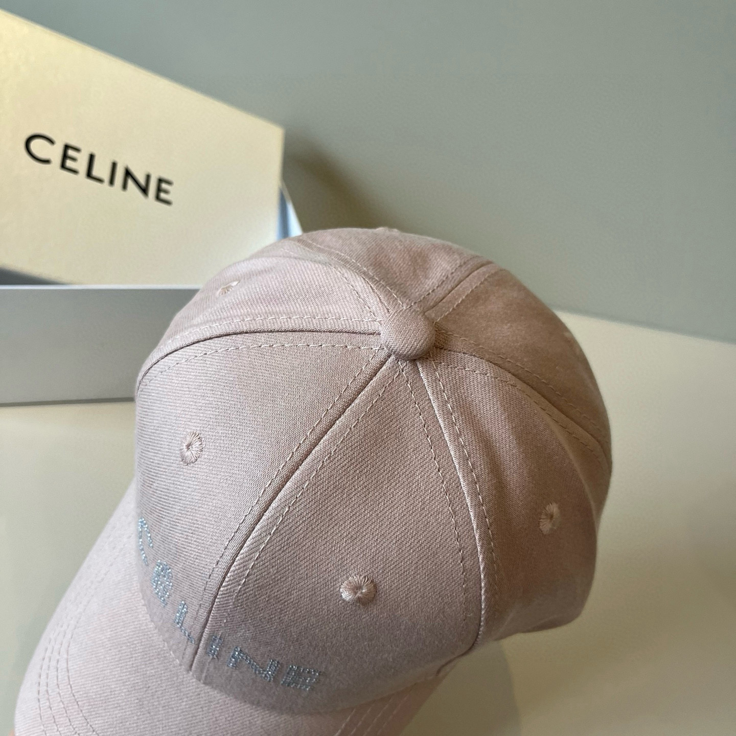 【CELINE赛琳】新款经典休闲潮流款 棒球帽🧢日韩风格，随便搭配都超好看！出门旅游，绝对要入手的一款
