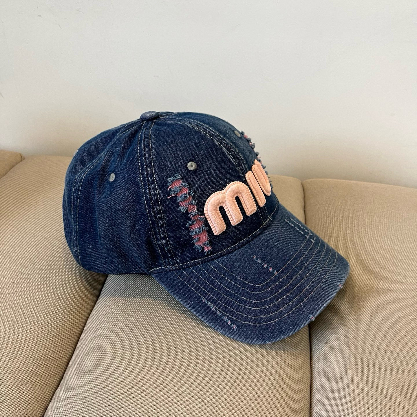 谬谬miumiu 原单春夏新款棒球帽，正品开模订制，原版做工细致质量超赞！