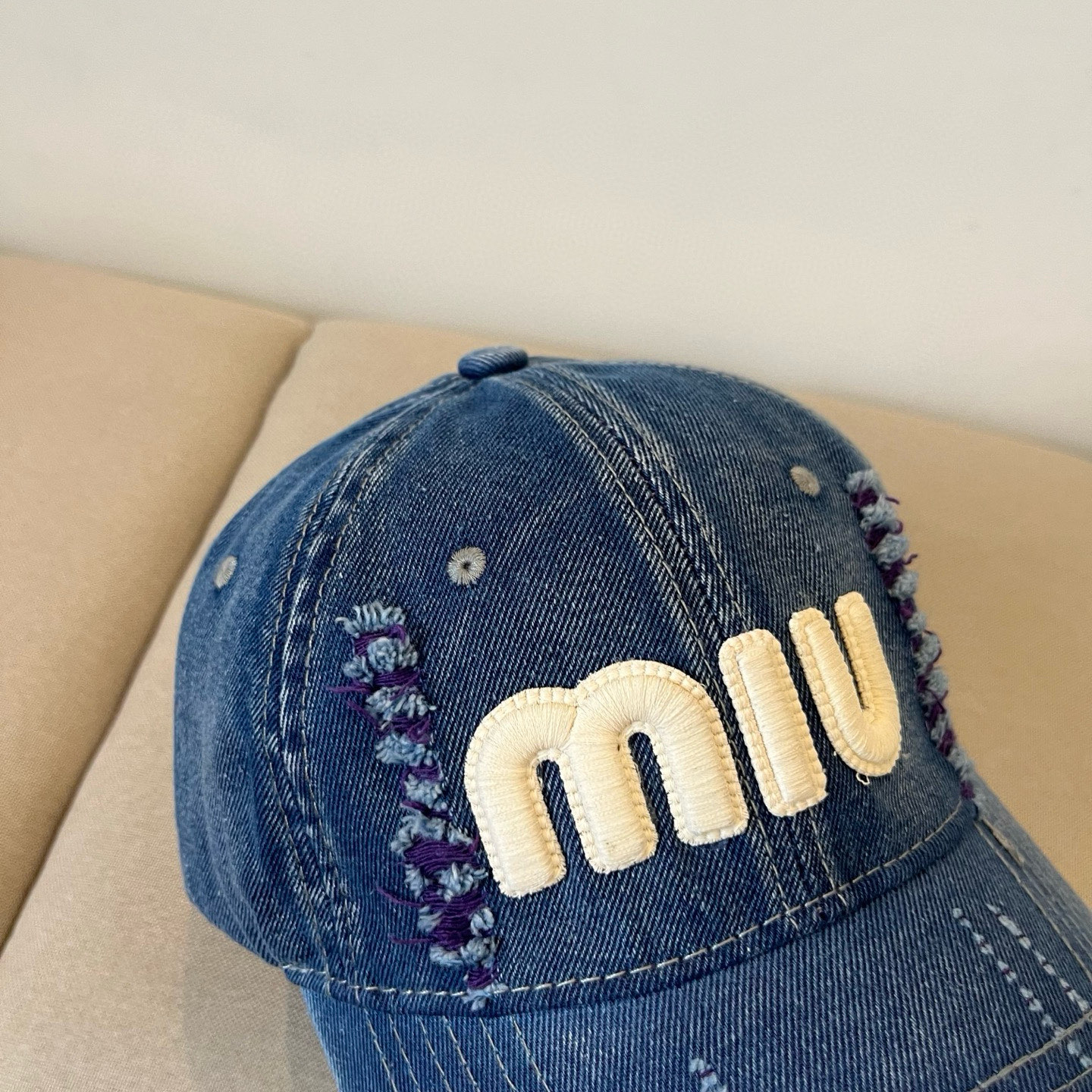 谬谬miumiu 原单春夏新款棒球帽，正品开模订制，原版做工细致质量超赞！