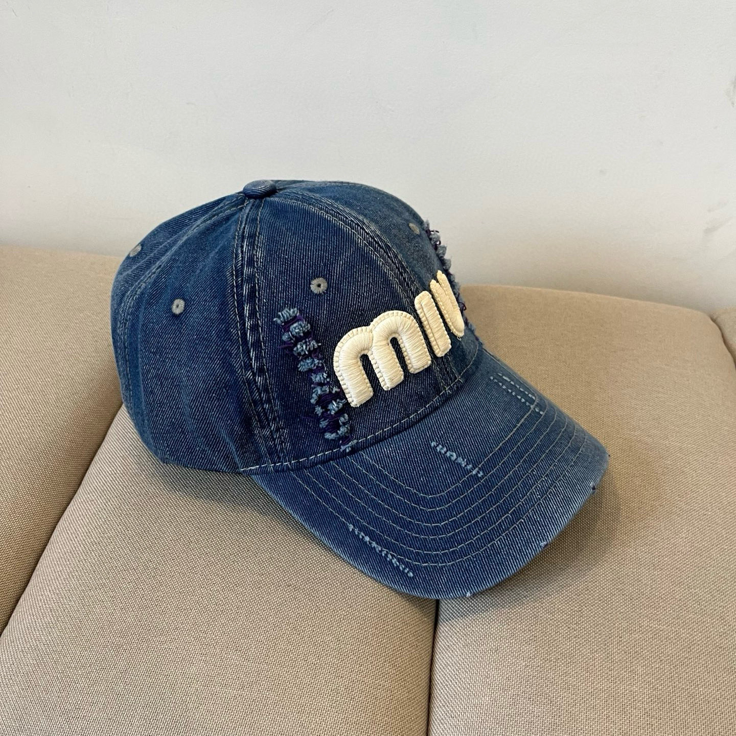 谬谬miumiu 原单春夏新款棒球帽，正品开模订制，原版做工细致质量超赞！