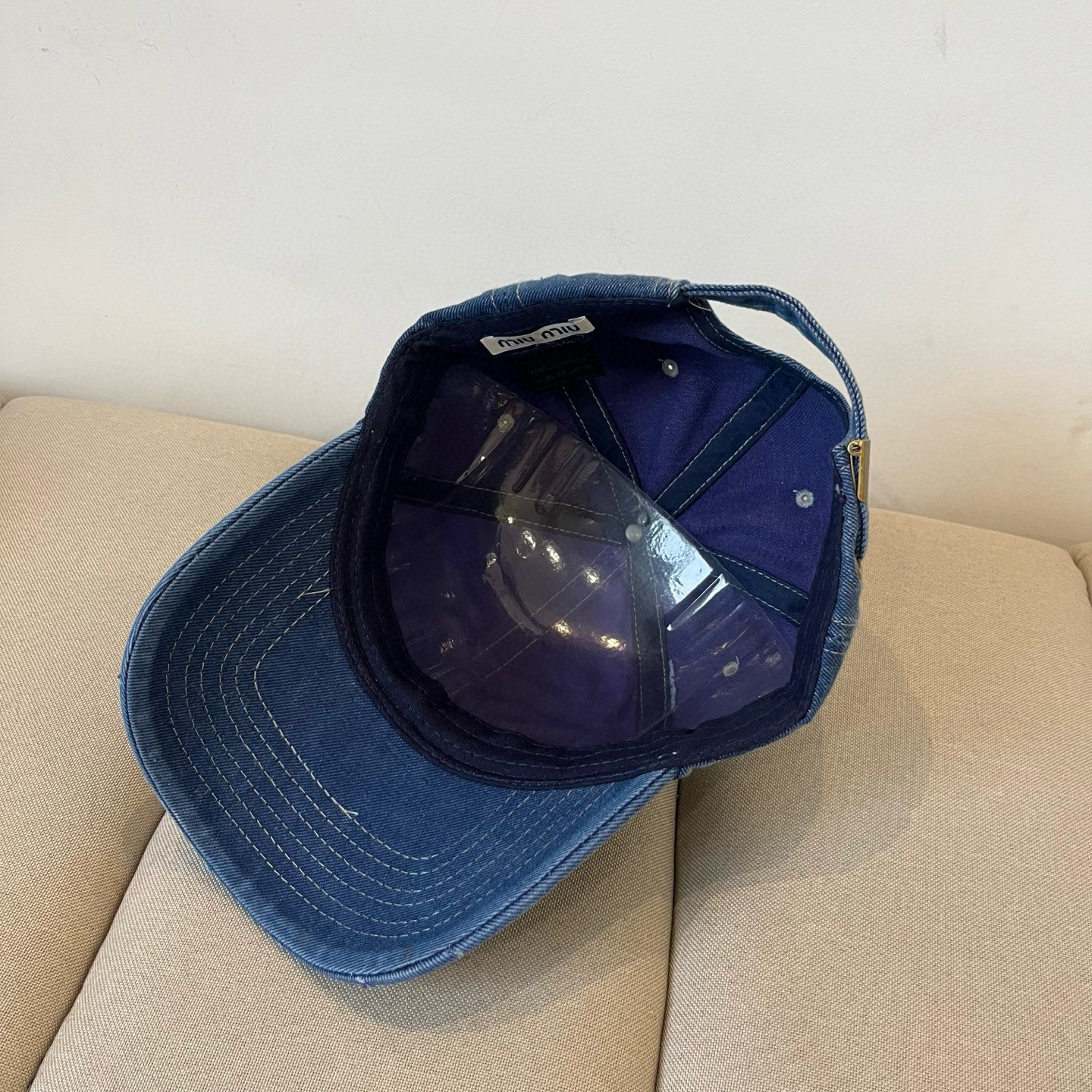 谬谬miumiu 原单春夏新款棒球帽，正品开模订制，原版做工细致质量超赞！
