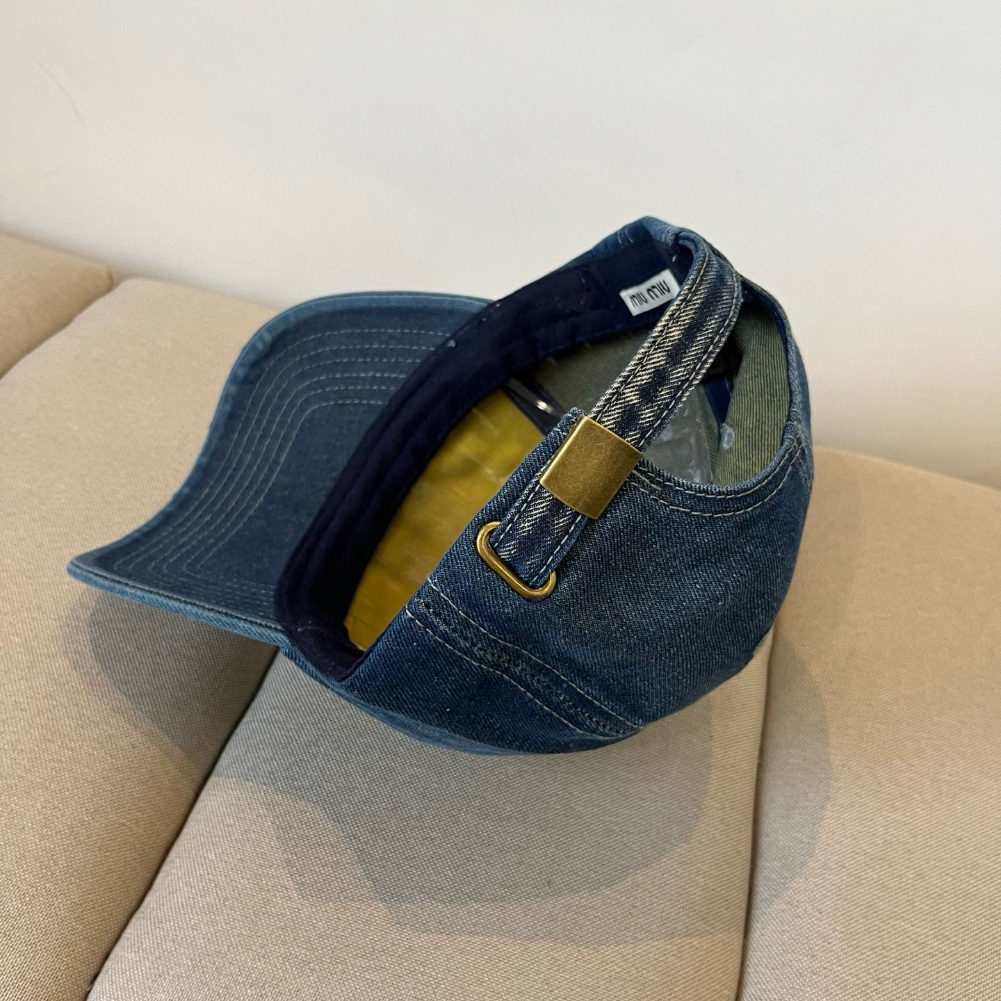  谬谬miumiu 原单春夏新款棒球帽，正品开模订制，原版做工细致质量超赞！