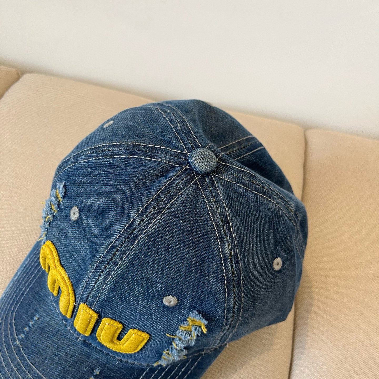  谬谬miumiu 原单春夏新款棒球帽，正品开模订制，原版做工细致质量超赞！