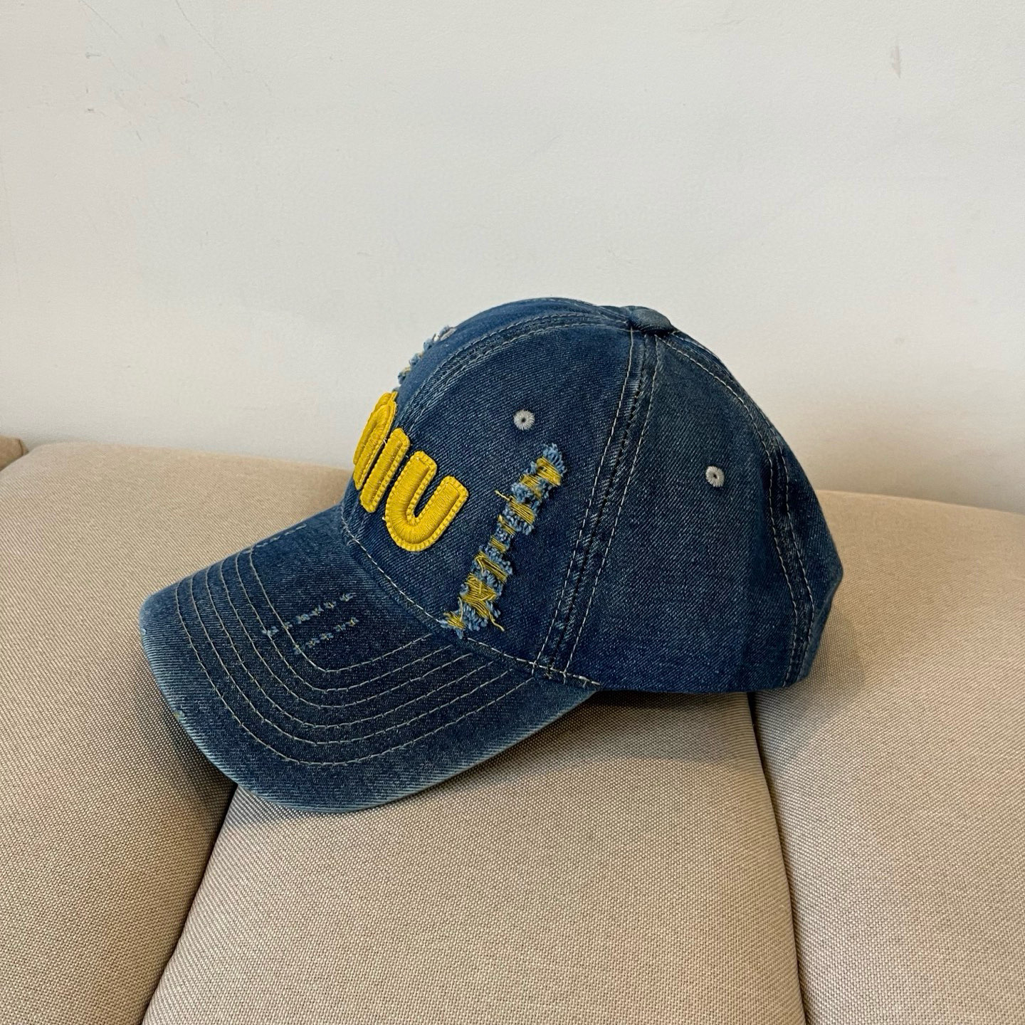  谬谬miumiu 原单春夏新款棒球帽，正品开模订制，原版做工细致质量超赞！