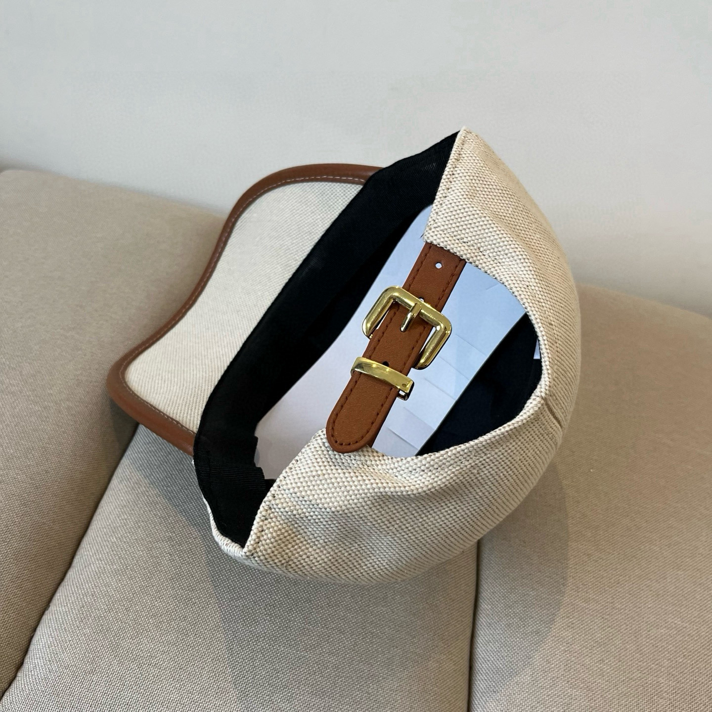  谬谬miumiu 原单春夏新款棒球帽，正品开模订制，原版做工细致质量超赞！