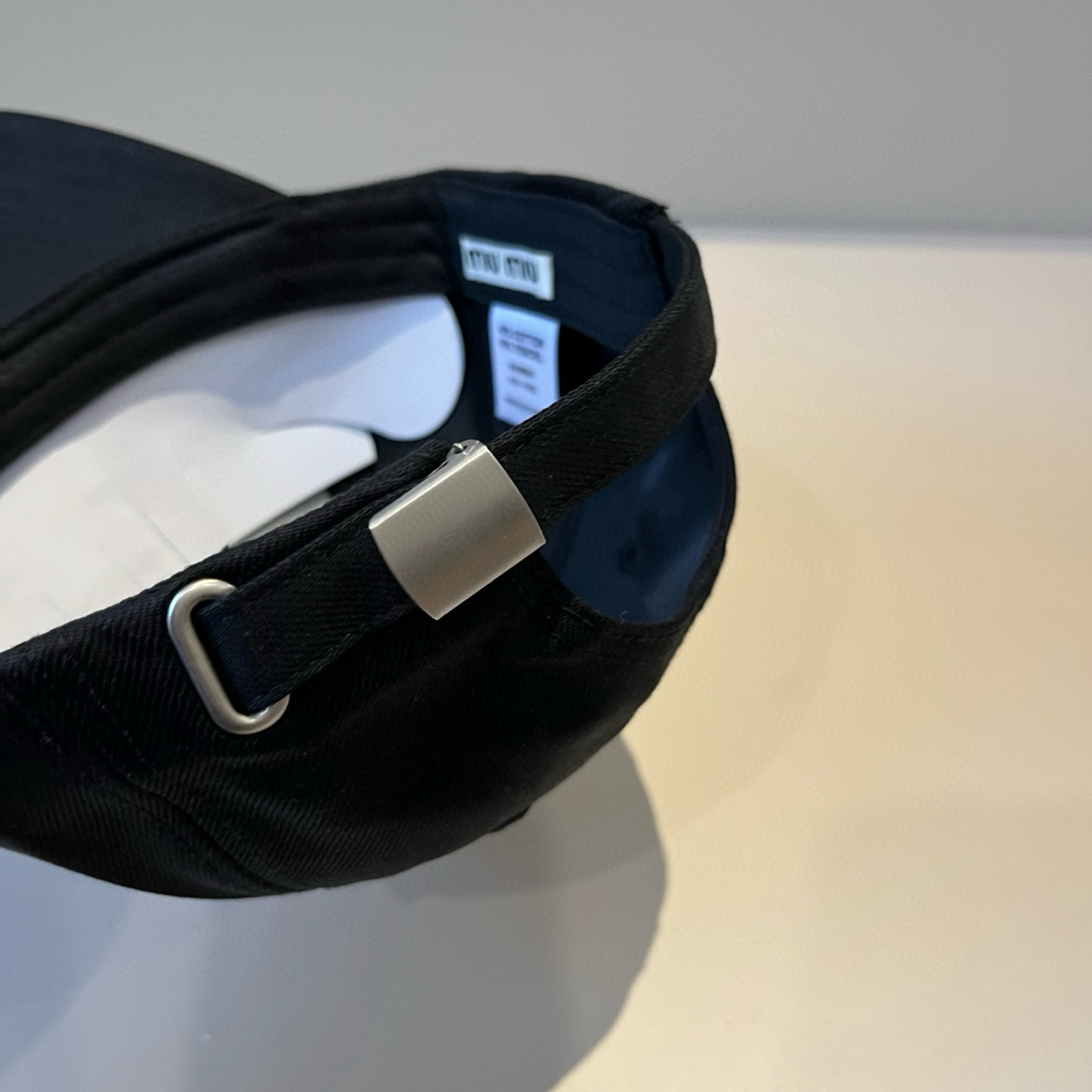  谬谬miumiu 原单春夏新款棒球帽，正品开模订制，原版做工细致质量超赞！