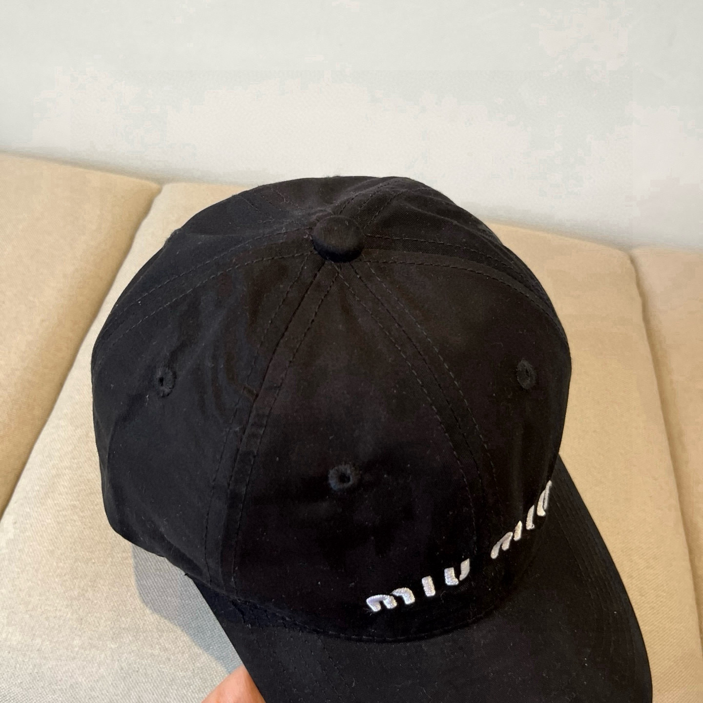  谬谬miumiu 原单春夏新款棒球帽，正品开模订制，原版做工细致质量超赞！