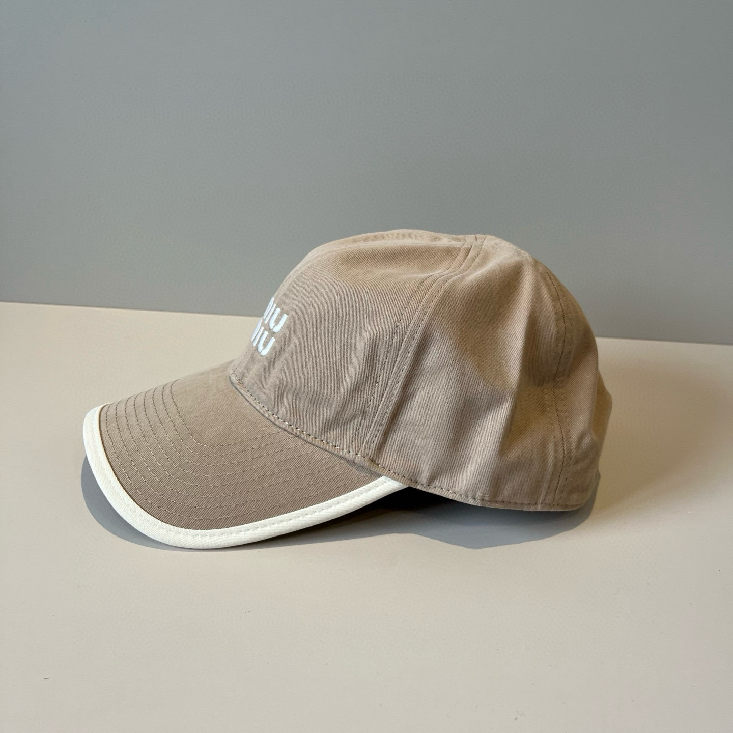  谬谬miumiu 原单春夏新款棒球帽，正品开模订制，原版做工细致质量超赞！