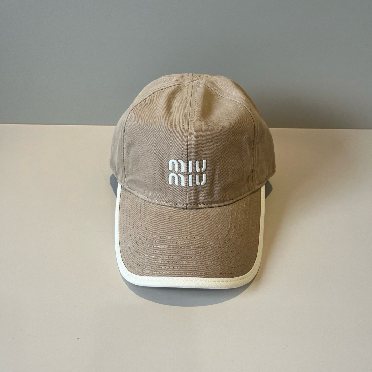  谬谬miumiu 原单春夏新款棒球帽，正品开模订制，原版做工细致质量超赞！