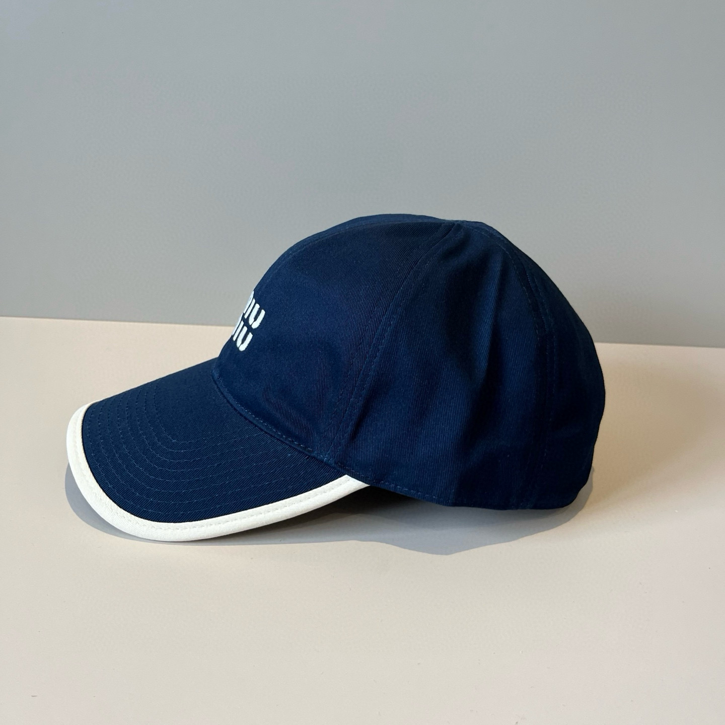  谬谬miumiu 原单春夏新款棒球帽，正品开模订制，原版做工细致质量超赞！