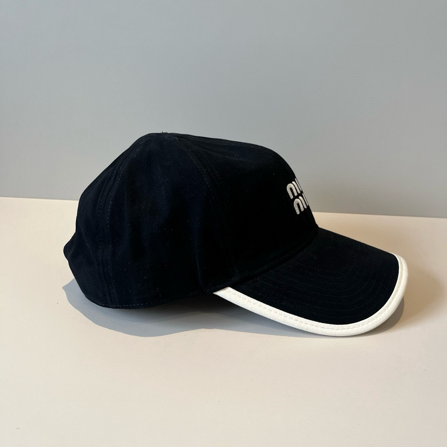  谬谬miumiu 原单春夏新款棒球帽，正品开模订制，原版做工细致质量超赞！