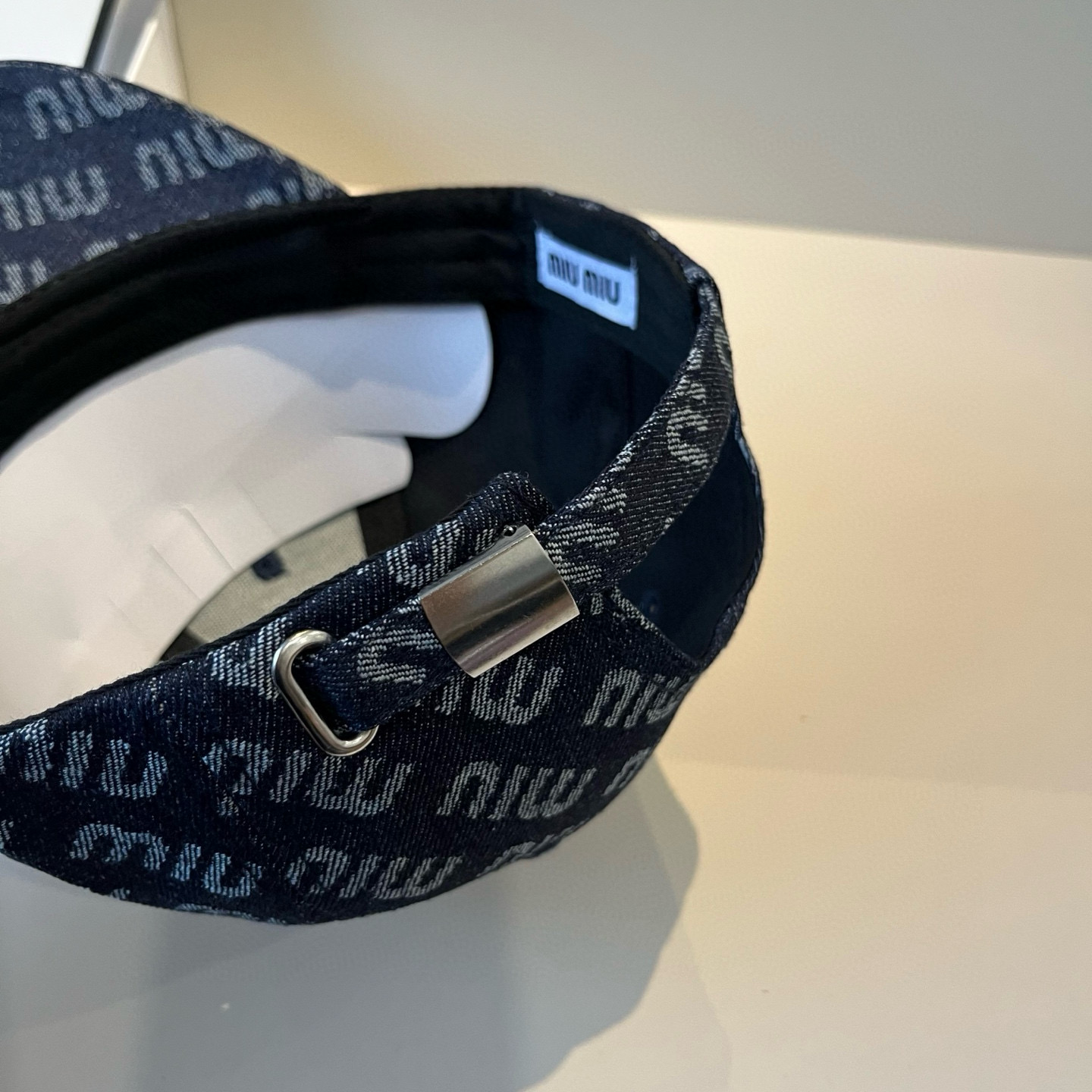  谬谬miumiu 原单春夏新款棒球帽，正品开模订制，原版做工细致质量超赞！