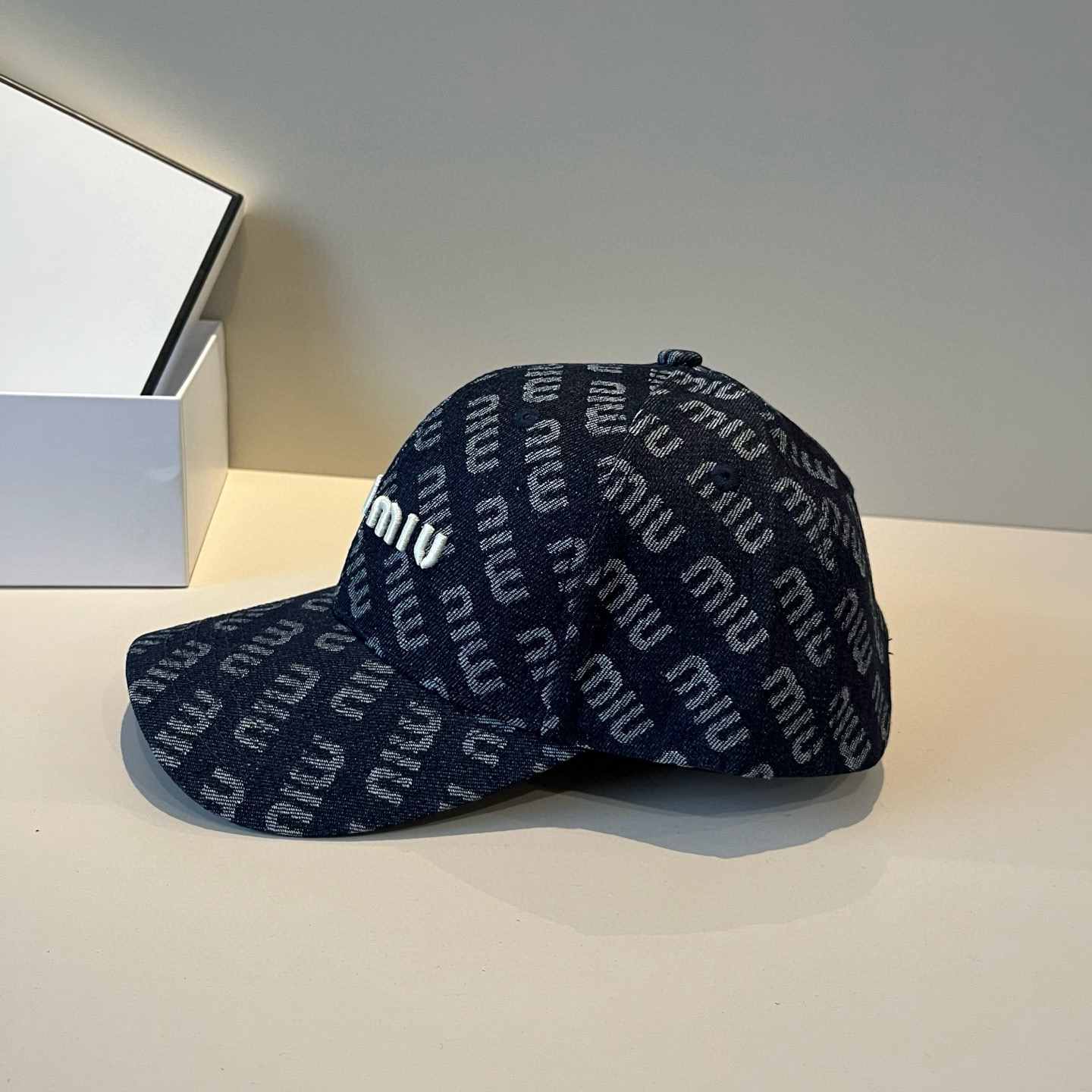 谬谬miumiu 原单春夏新款棒球帽，正品开模订制，原版做工细致质量超赞！