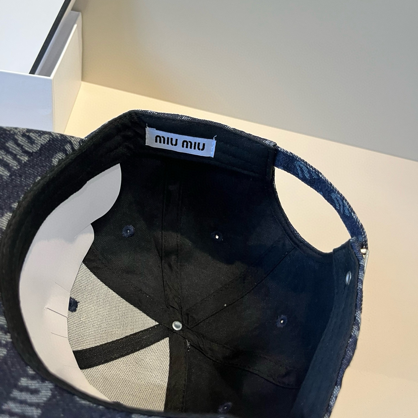  谬谬miumiu 原单春夏新款棒球帽，正品开模订制，原版做工细致质量超赞！