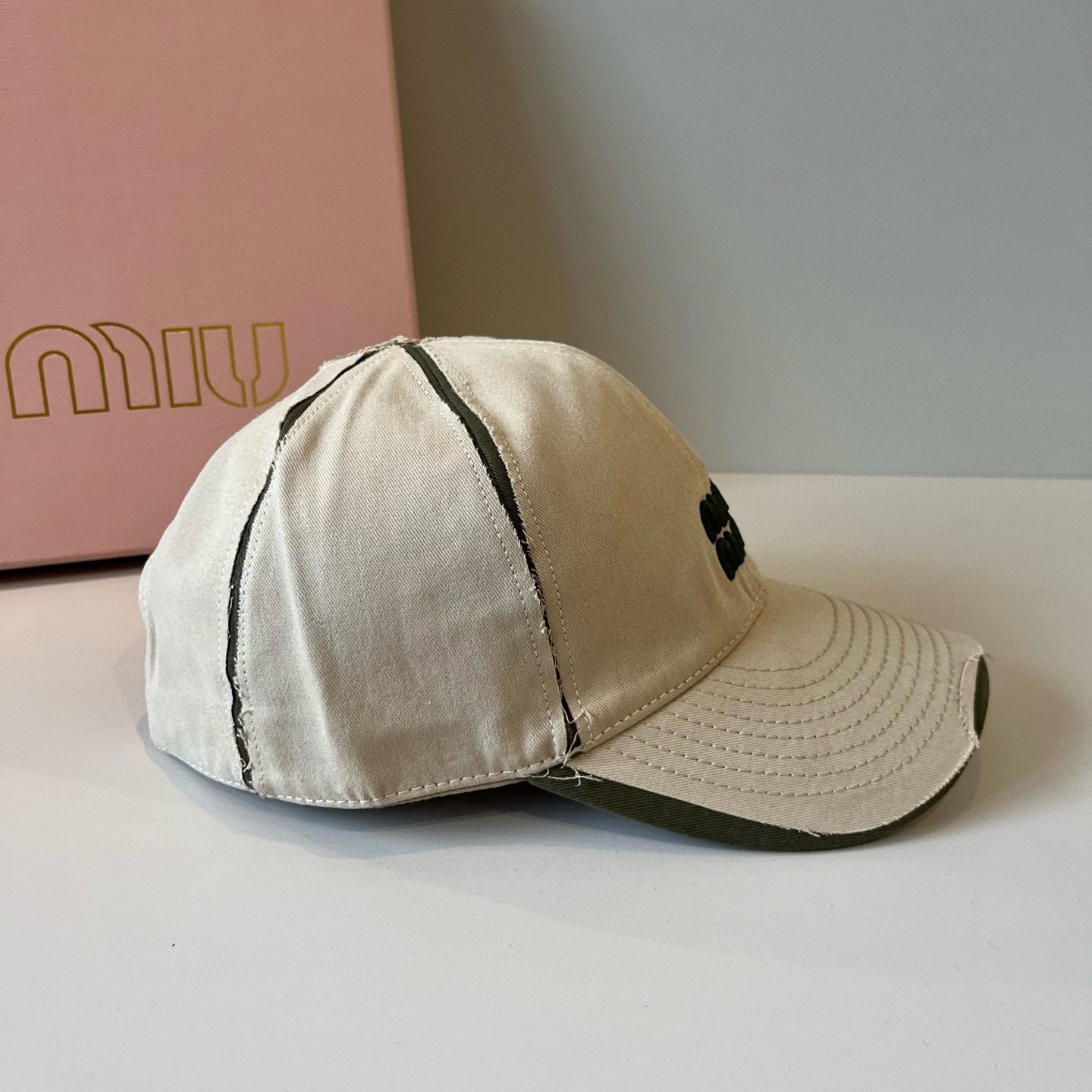  谬谬miumiu 原单春夏新款棒球帽，正品开模订制，原版做工细致质量超赞！