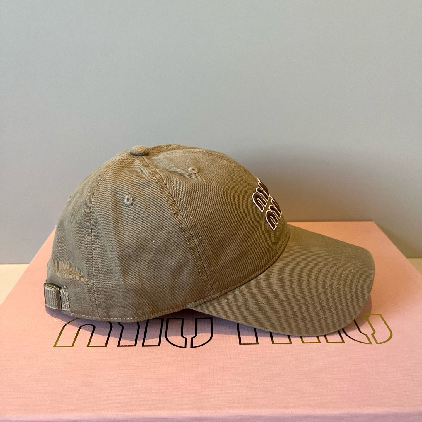  谬谬miumiu 原单春夏新款棒球帽，正品开模订制，原版做工细致质量超赞！