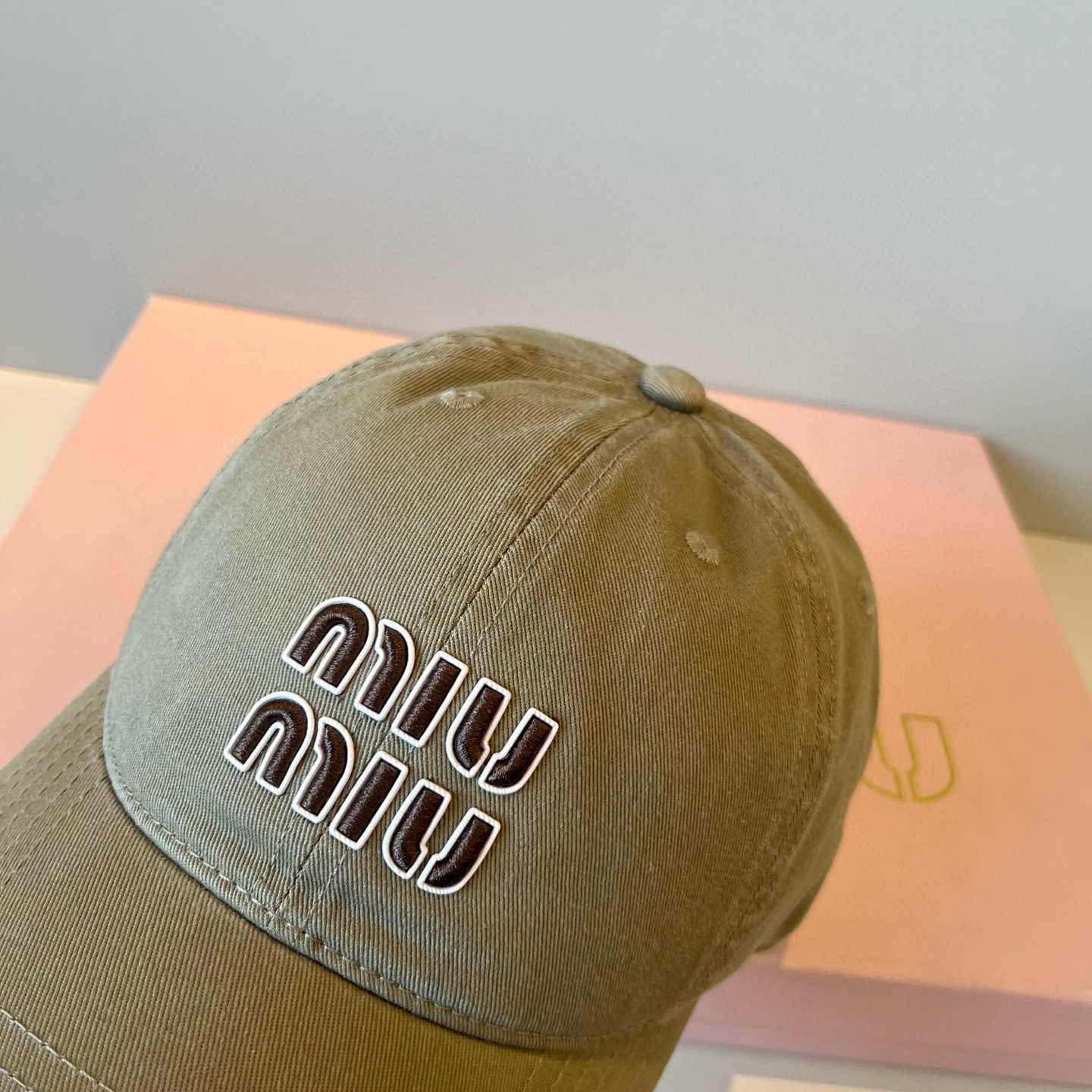  谬谬miumiu 原单春夏新款棒球帽，正品开模订制，原版做工细致质量超赞！