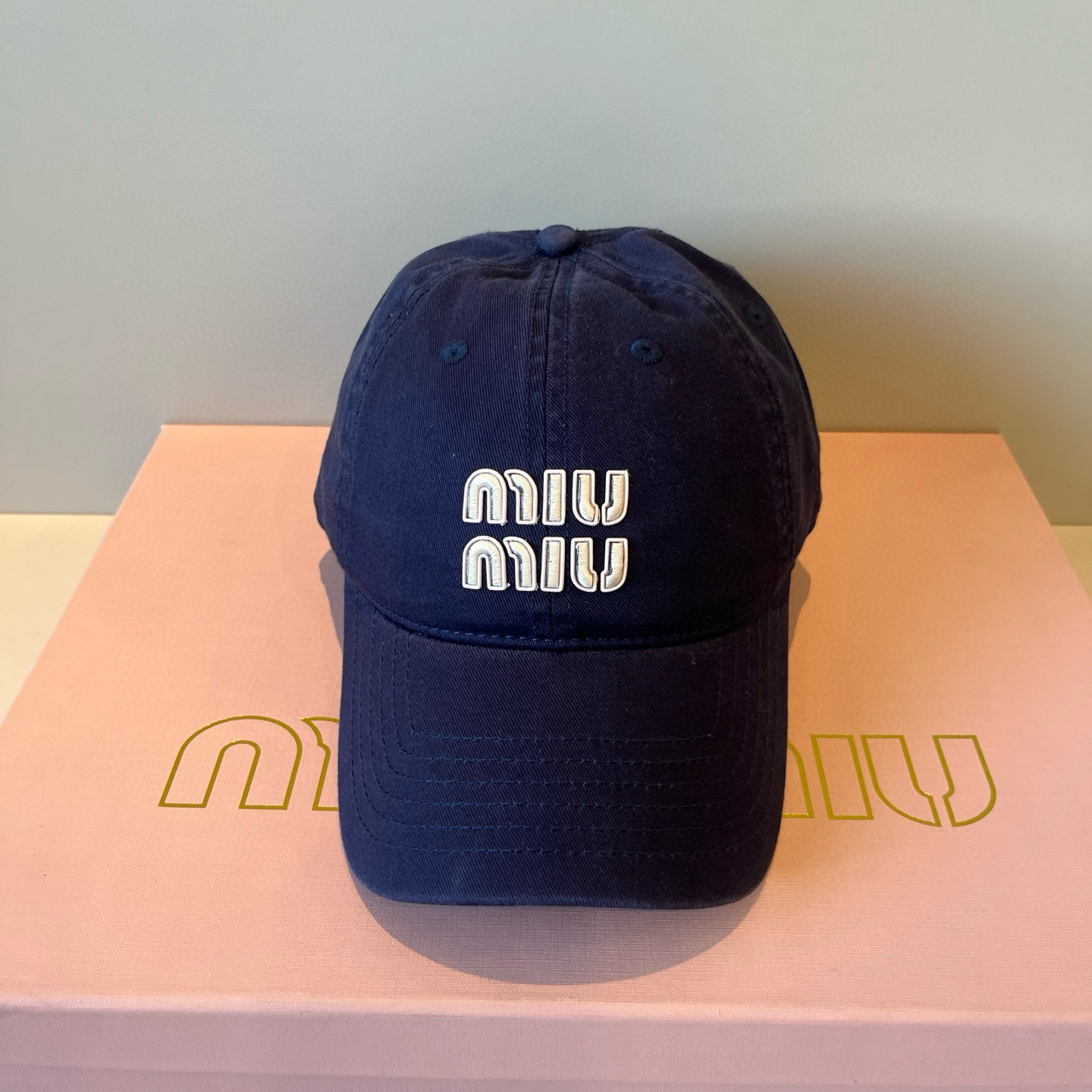  谬谬miumiu 原单春夏新款棒球帽，正品开模订制，原版做工细致质量超赞！