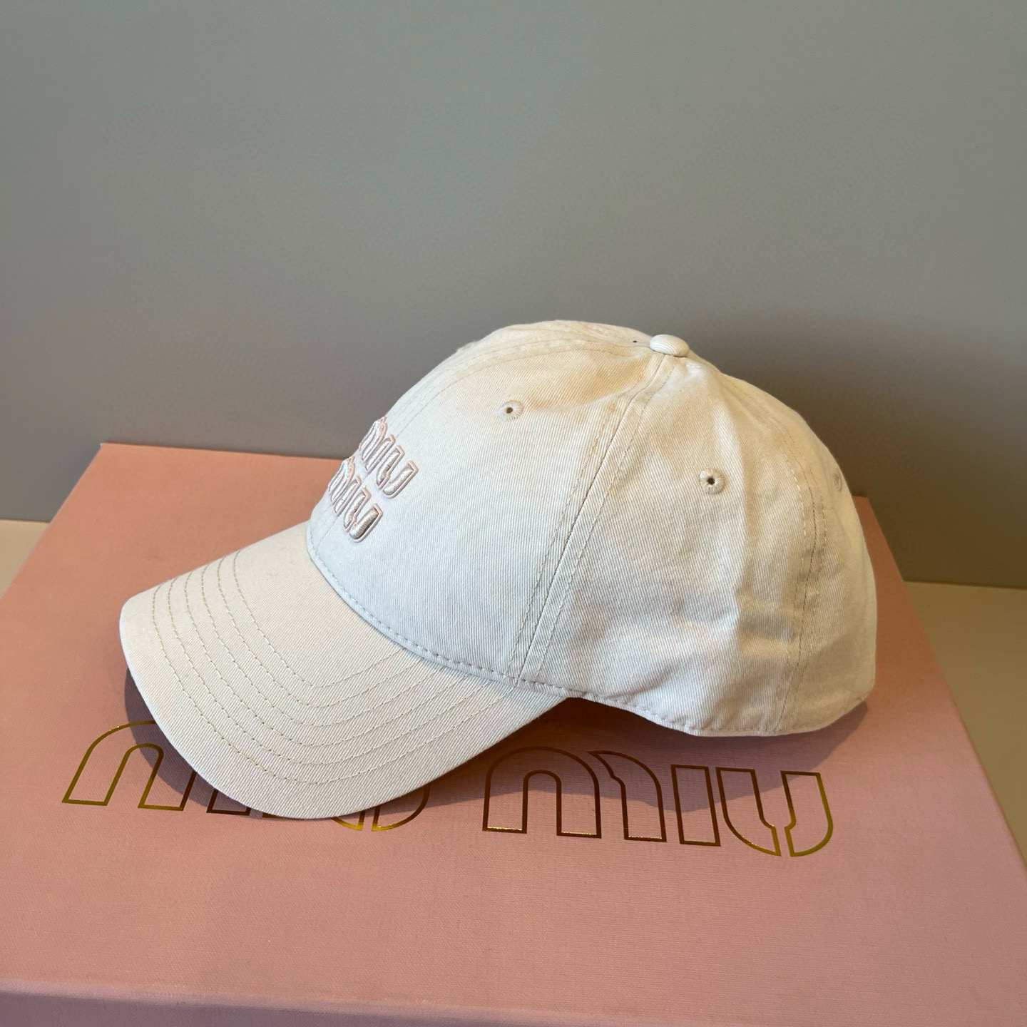 谬谬miumiu 原单春夏新款棒球帽，正品开模订制，原版做工细致质量超赞！