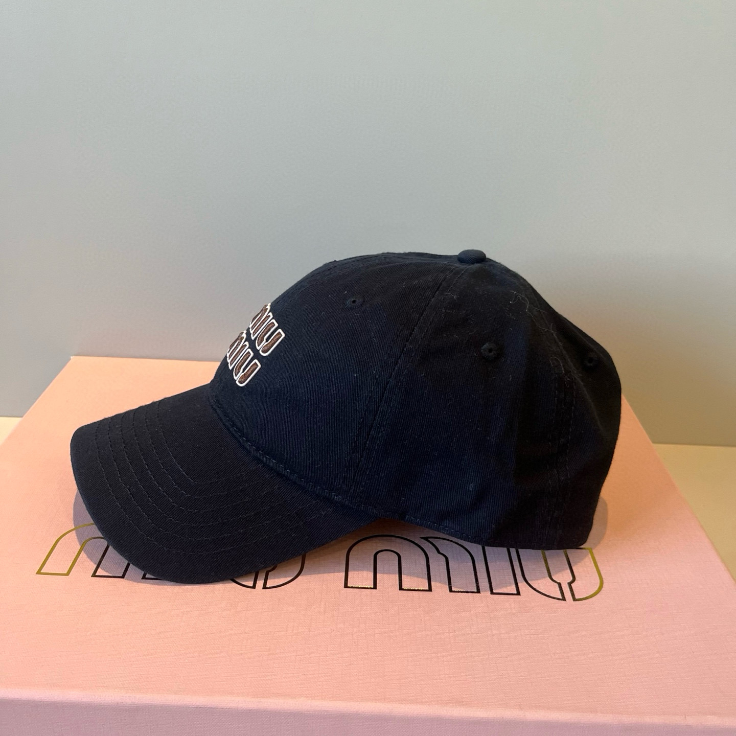  谬谬miumiu 原单春夏新款棒球帽，正品开模订制，原版做工细致质量超赞！