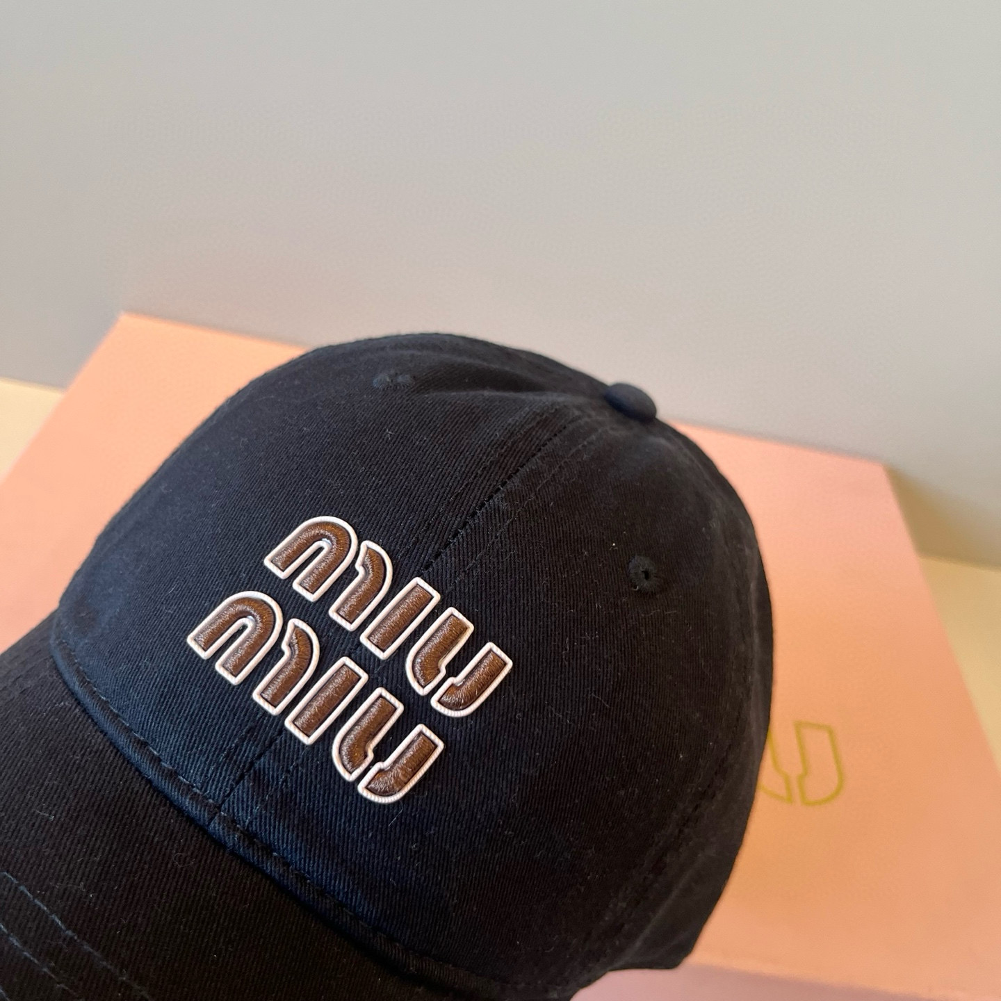  谬谬miumiu 原单春夏新款棒球帽，正品开模订制，原版做工细致质量超赞！