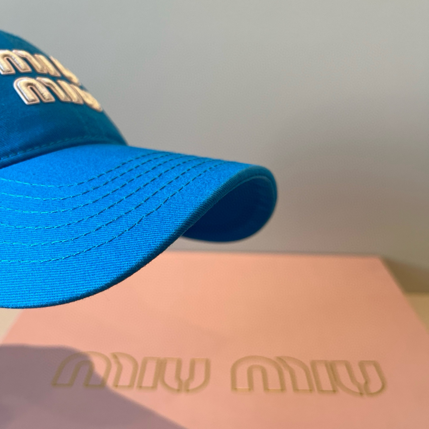  谬谬miumiu 原单春夏新款棒球帽，正品开模订制，原版做工细致质量超赞！