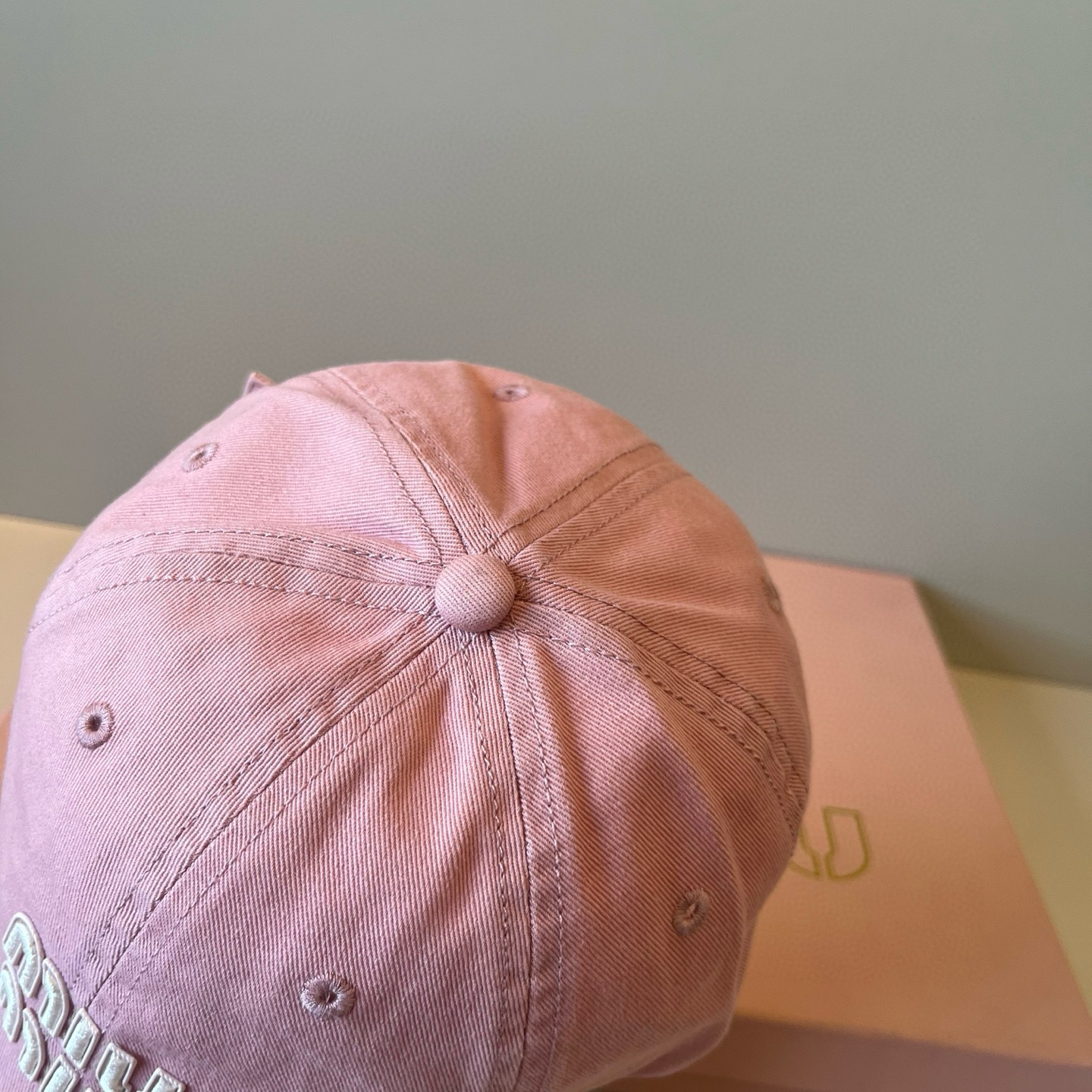  谬谬miumiu 原单春夏新款棒球帽，正品开模订制，原版做工细致质量超赞！