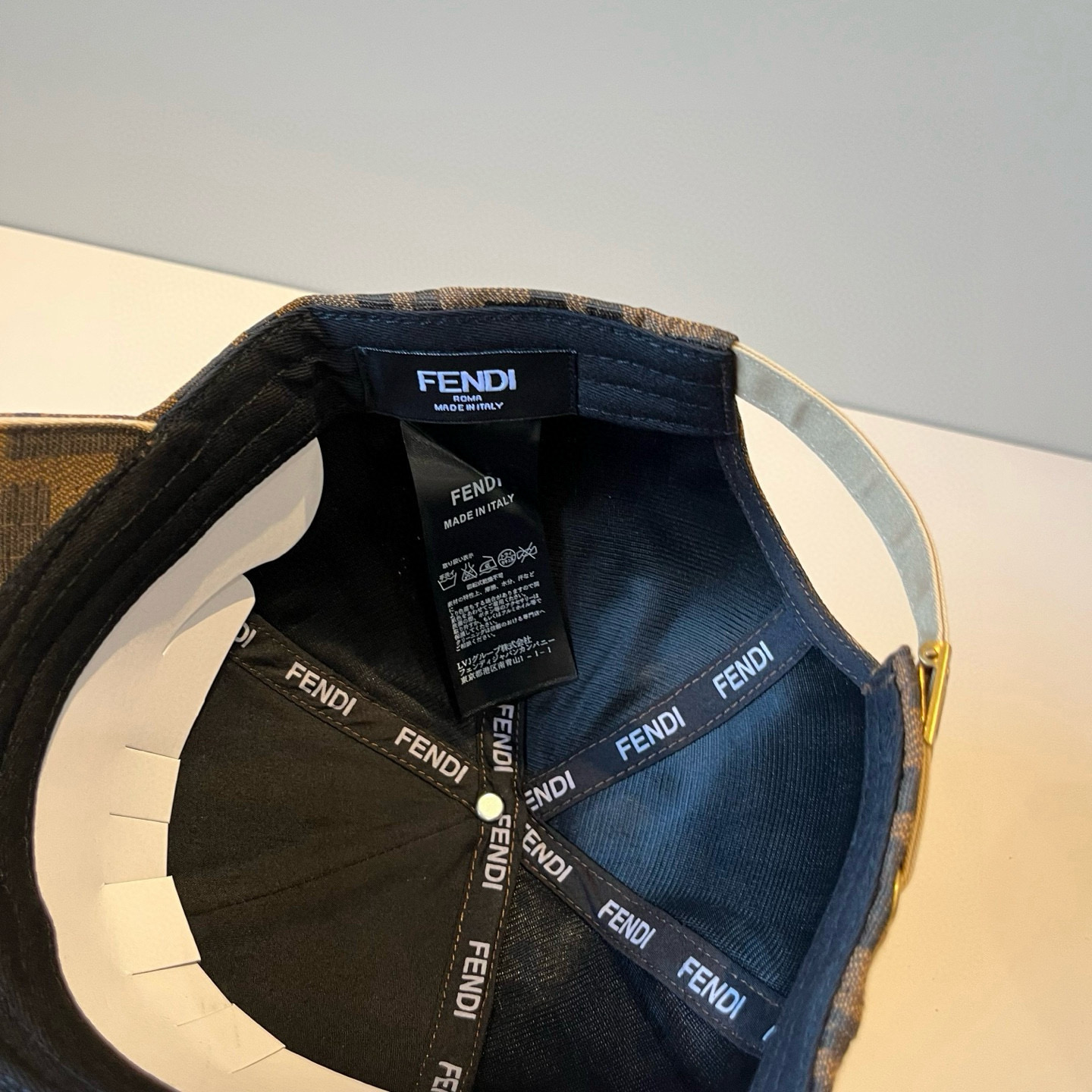  FENDI芬迪 老花系列棒球帽🧢 经典FF中古单品，气质穿搭单品，质量杠杠👍