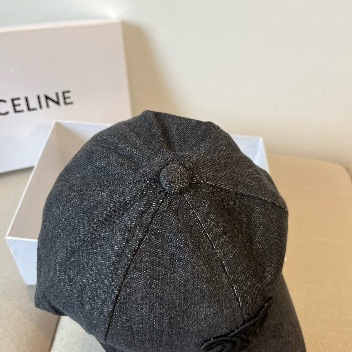 【CELINE赛琳】新款经典休闲潮流款 棒球帽🧢日韩风格，随便搭配都超好看！出门旅游，绝对要入手的一款