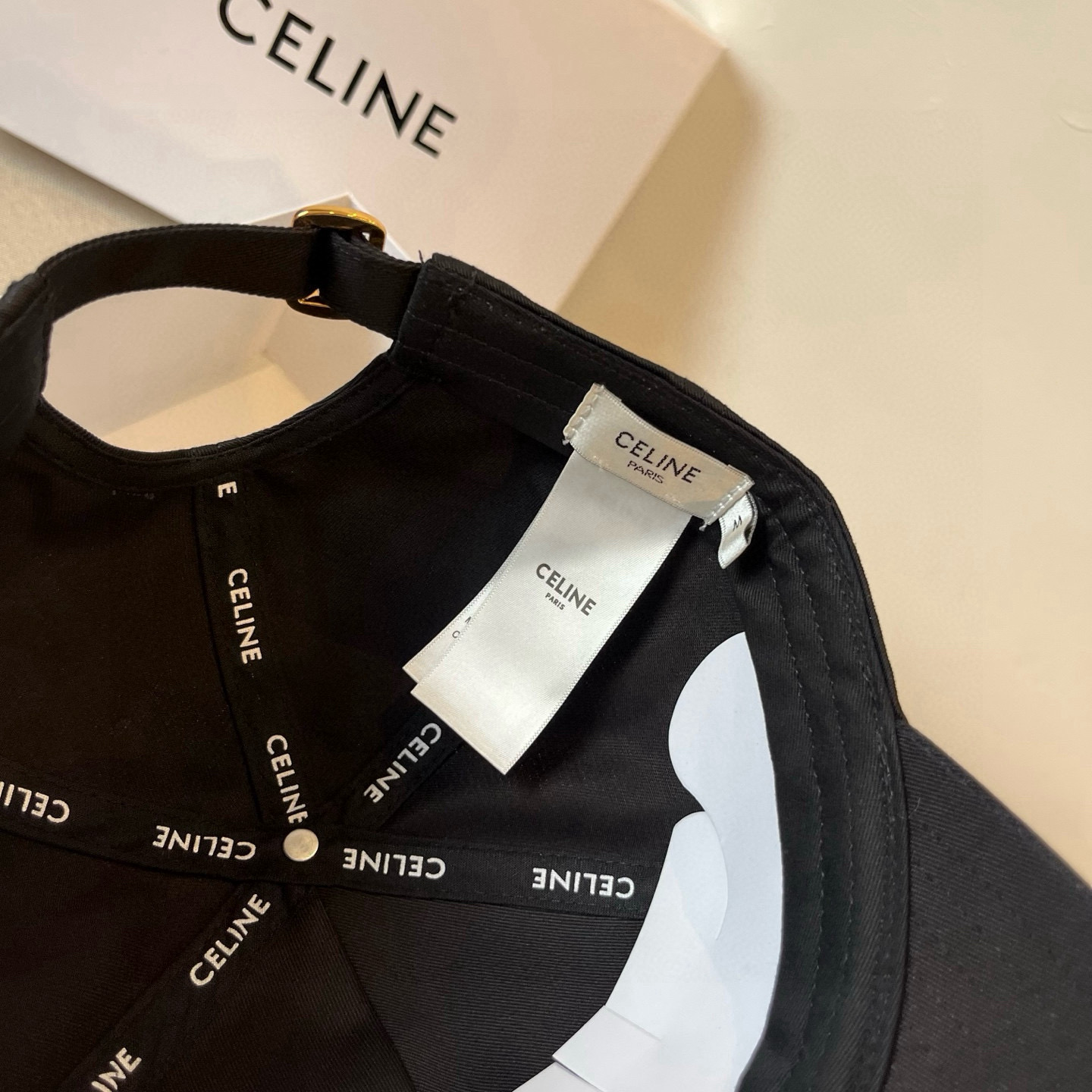 【CELINE赛琳】新款经典休闲潮流款 棒球帽🧢日韩风格，随便搭配都超好看！出门旅游，绝对要入手的一款