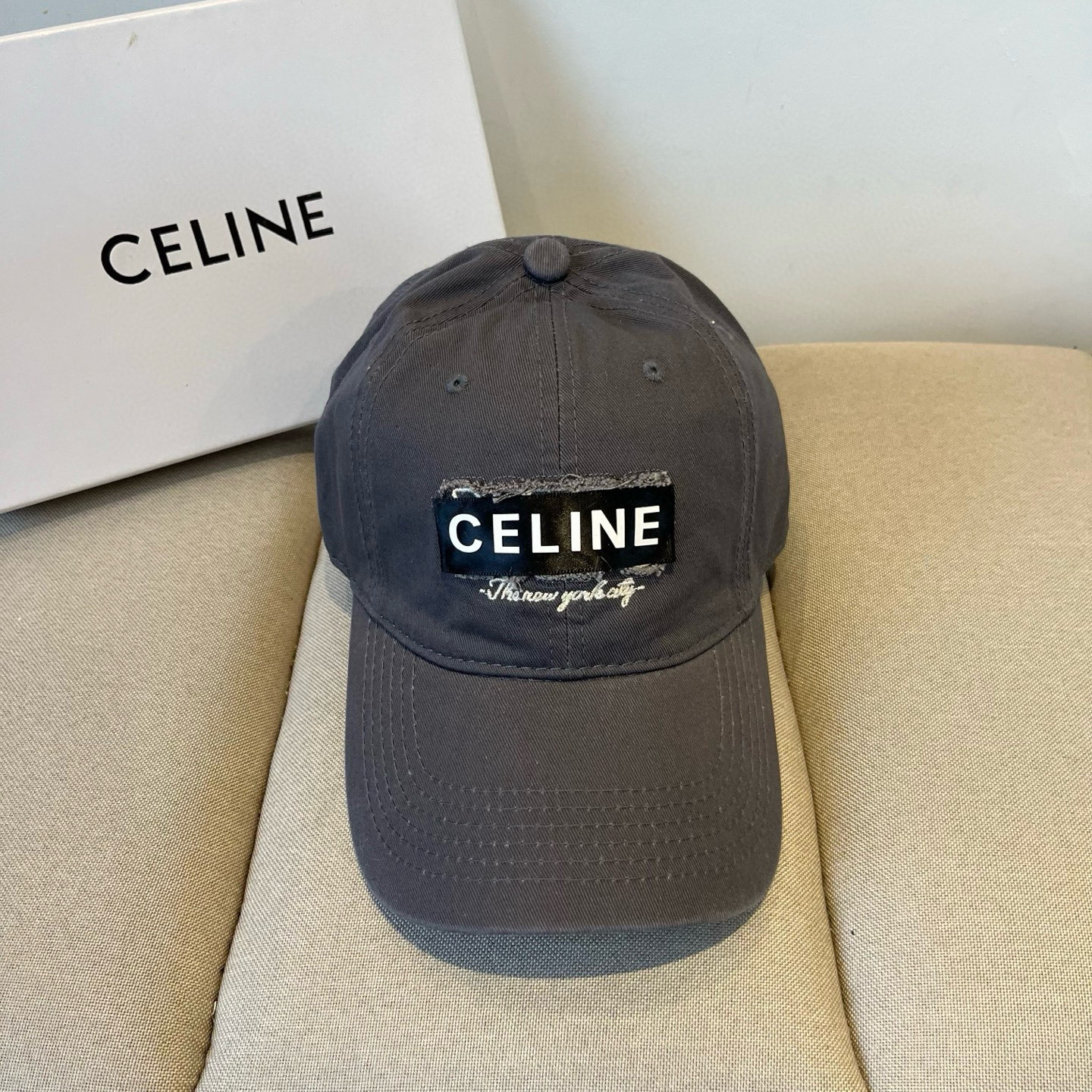 【CELINE赛琳】新款经典休闲潮流款 棒球帽🧢日韩风格，随便搭配都超好看！出门旅游，绝对要入手的一款