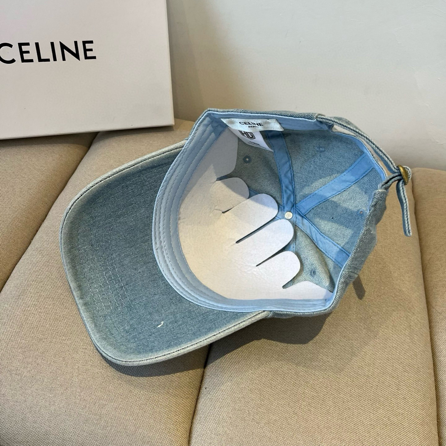 【CELINE赛琳】新款经典休闲潮流款 棒球帽🧢日韩风格，随便搭配都超好看！出门旅游，绝对要入手的一款