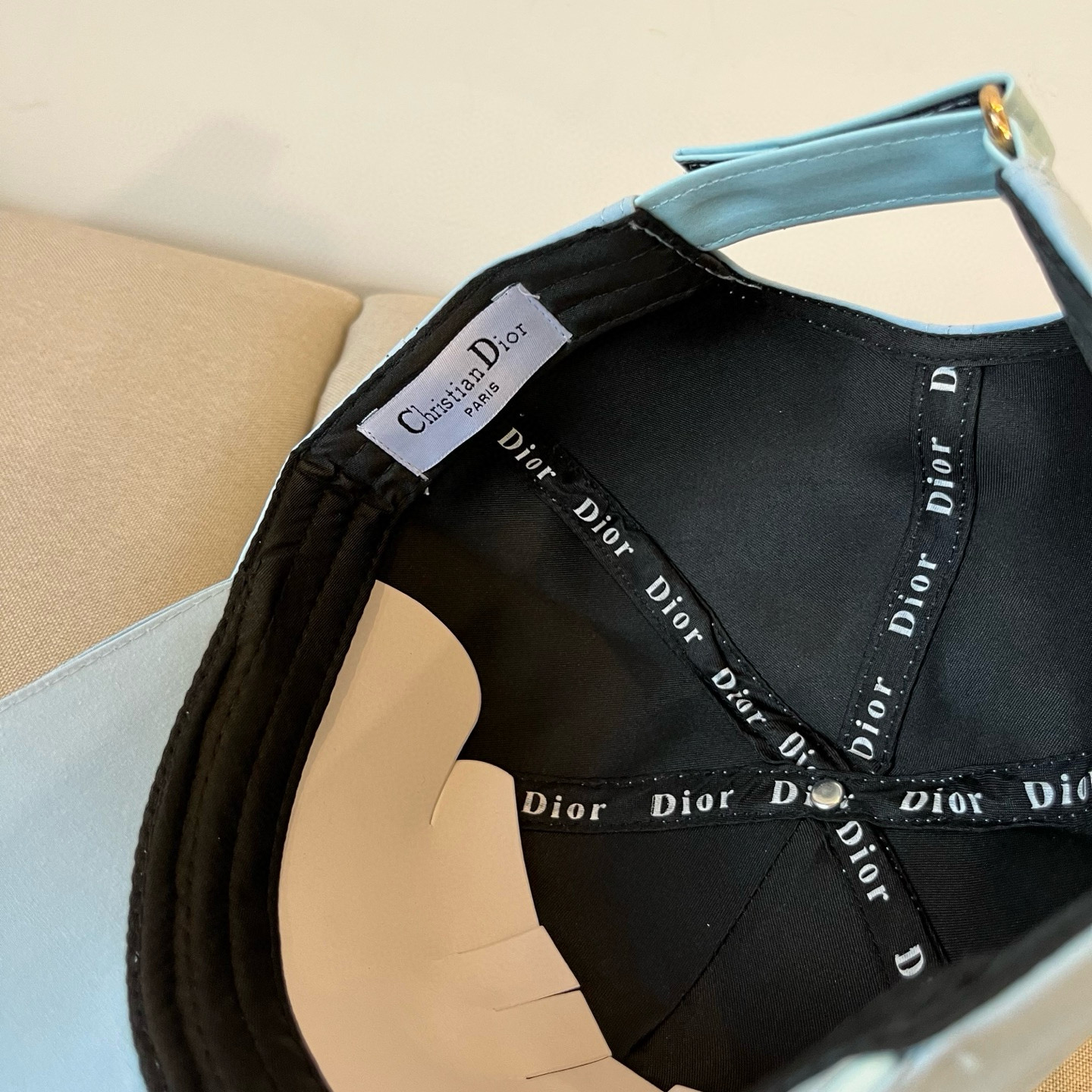 【DIOR迪奥】新款走量简约棒球帽🧢，新款出货，大牌款超好搭配，赶紧入手！