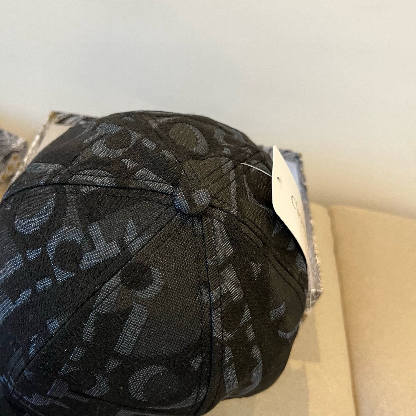 【DIOR迪奥】新款走量简约棒球帽🧢，新款出货，大牌款超好搭配，赶紧入手！