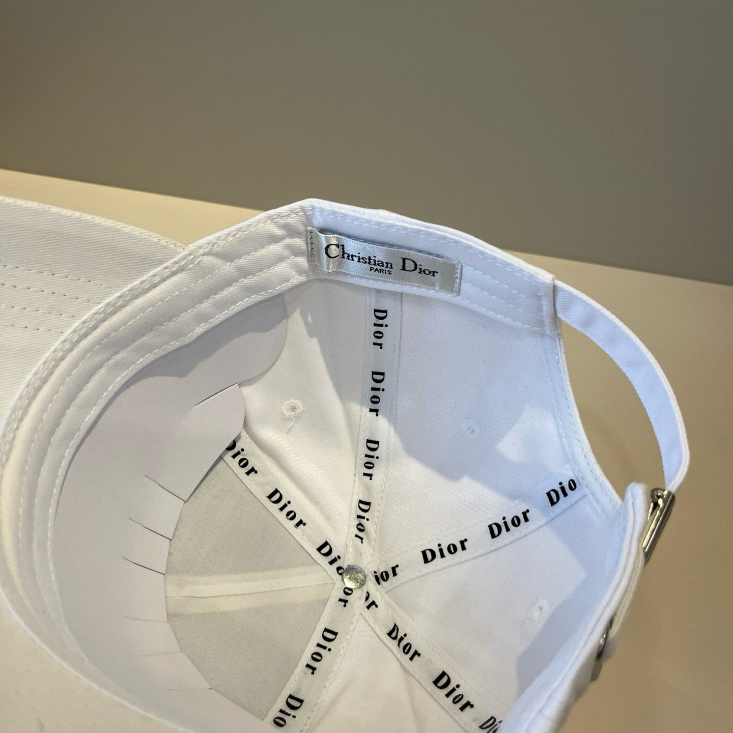 【DIOR迪奥】新款走量简约棒球帽🧢，新款出货，大牌款超好搭配，赶紧入手！