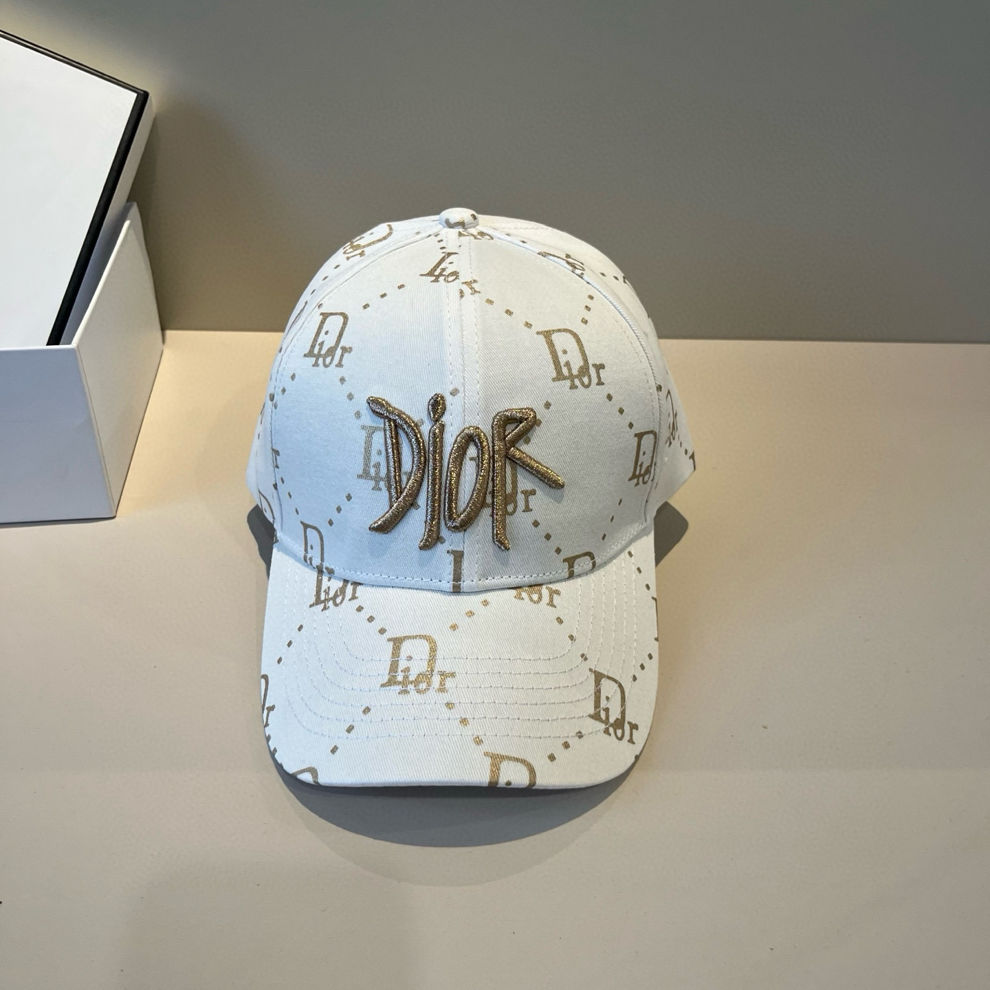 【DIOR迪奥】新款走量简约棒球帽🧢，新款出货，大牌款超好搭配，赶紧入手！