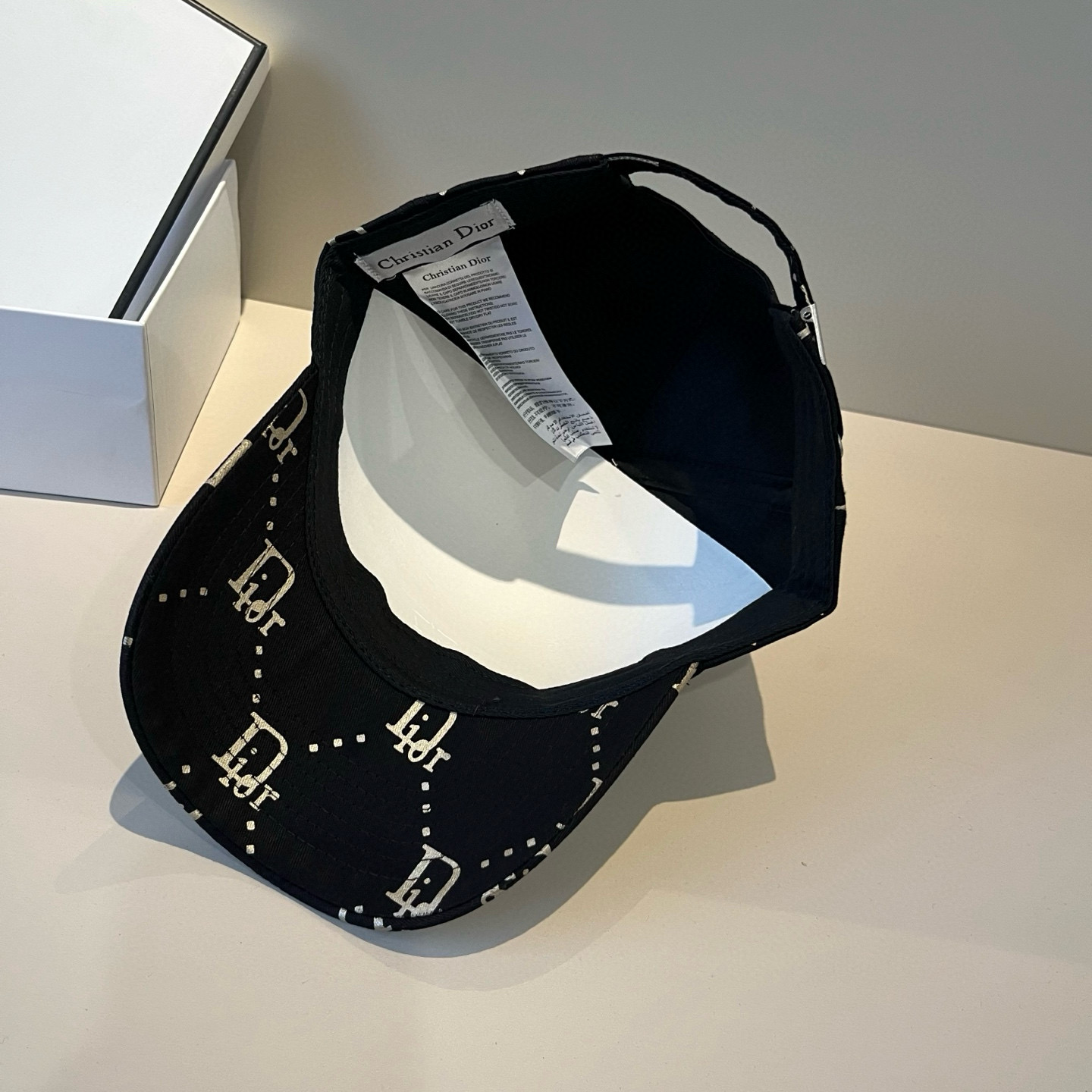 【DIOR迪奥】新款走量简约棒球帽🧢，新款出货，大牌款超好搭配，赶紧入手！