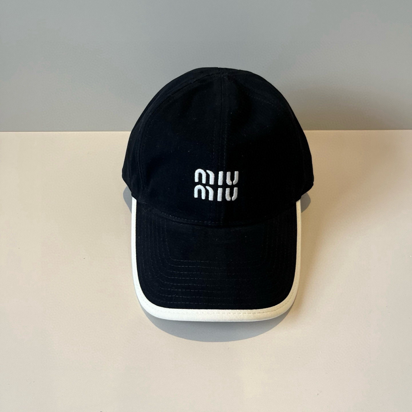  谬谬miumiu 原单春夏新款棒球帽，正品开模订制，原版做工细致质量超赞！