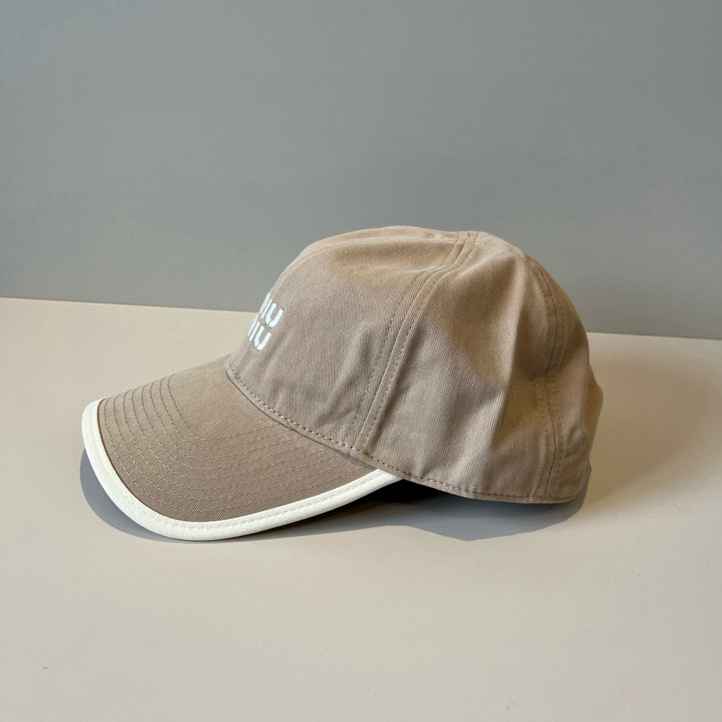  谬谬miumiu 原单春夏新款棒球帽，正品开模订制，原版做工细致质量超赞！