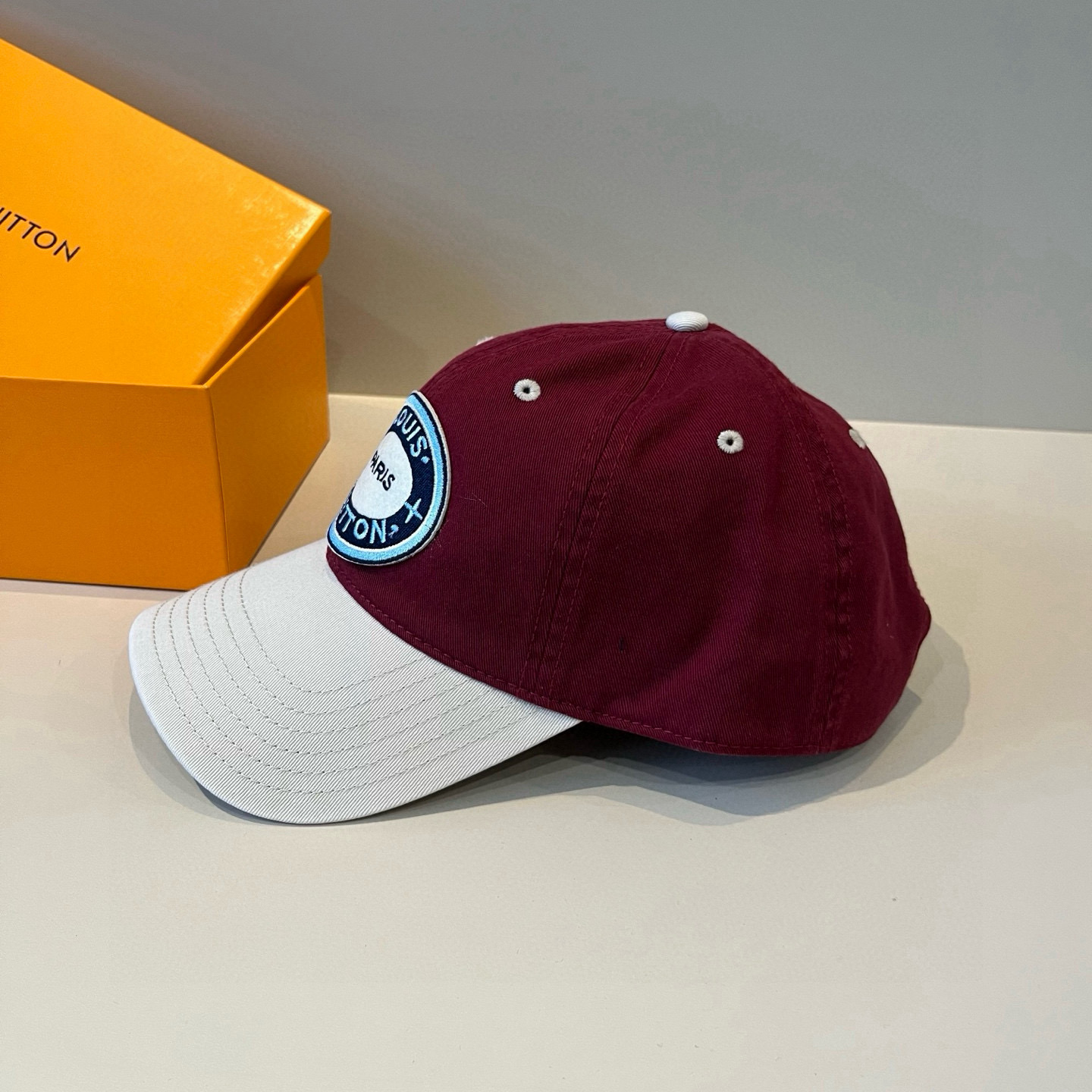 🧢路易威登棒球帽 LouisVuitton😍新款LV棒球帽，重工打造♥️高端大气，百搭款🤗男女通用！跑量