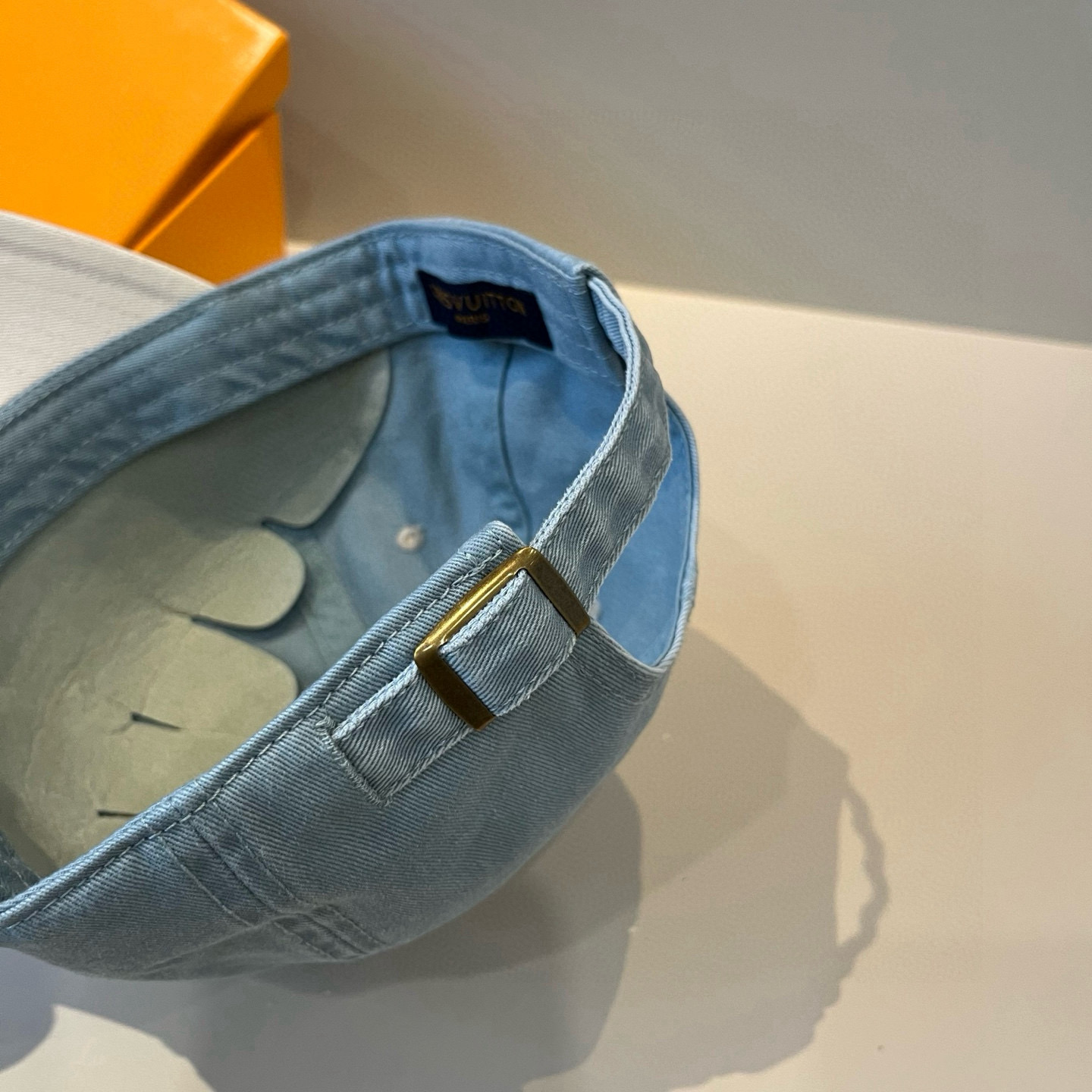 🧢路易威登棒球帽 LouisVuitton😍新款LV棒球帽，重工打造♥️高端大气，百搭款🤗男女通用！跑量