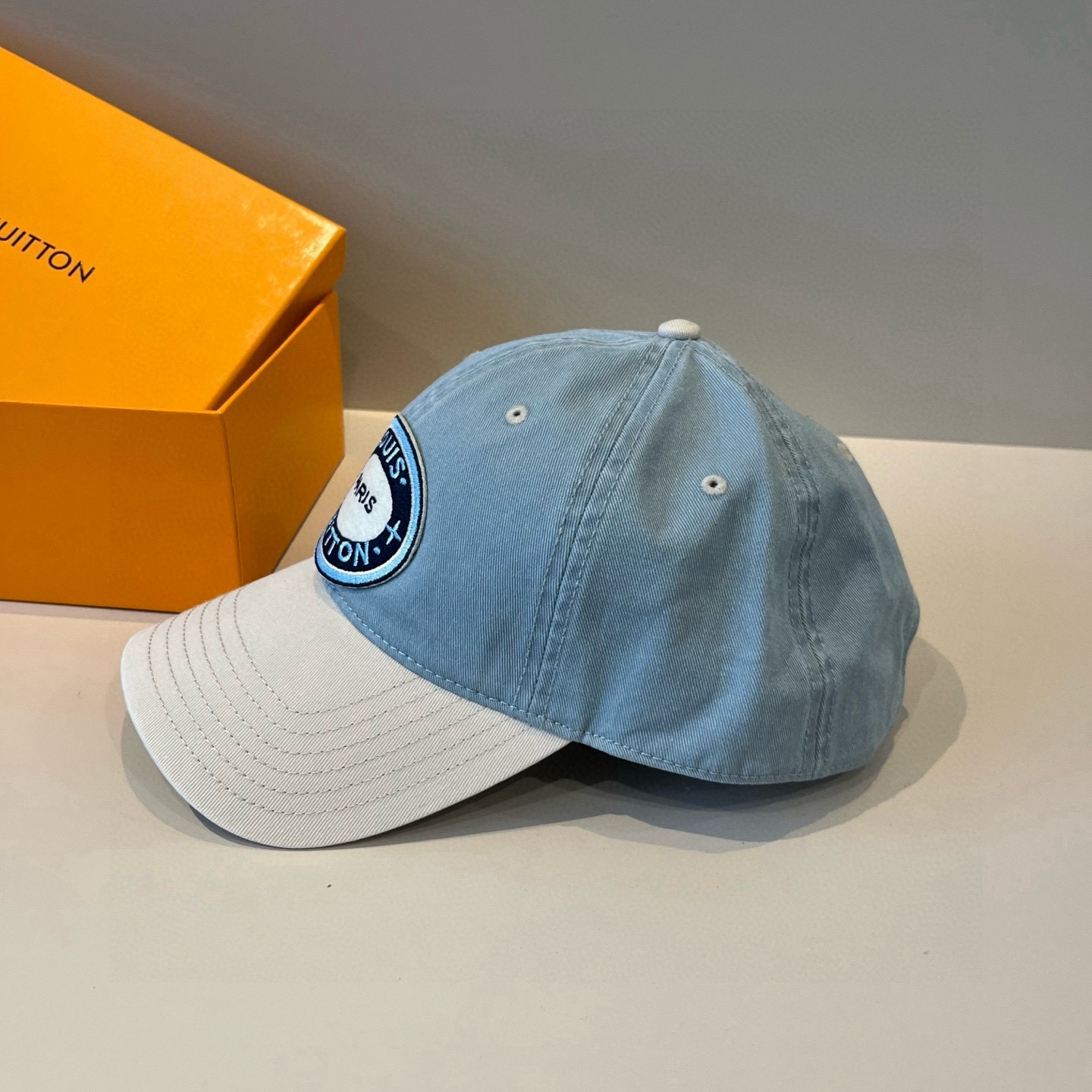 🧢路易威登棒球帽 LouisVuitton😍新款LV棒球帽，重工打造♥️高端大气，百搭款🤗男女通用！跑量