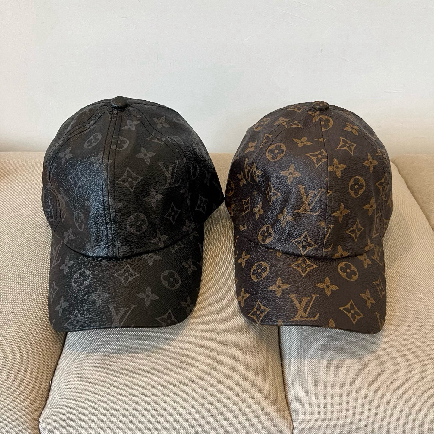 🧢路易威登棒球帽 LouisVuitton😍新款LV棒球帽，重工打造♥️高端大气，百搭款🤗男女通用！跑量