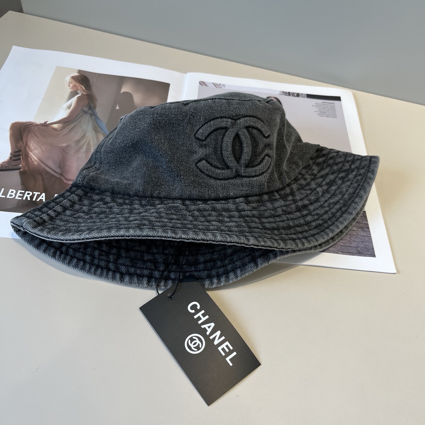  香奈儿CHANEL 新品渔夫帽，小香经典简约，时尚休闲设计 跑量新品