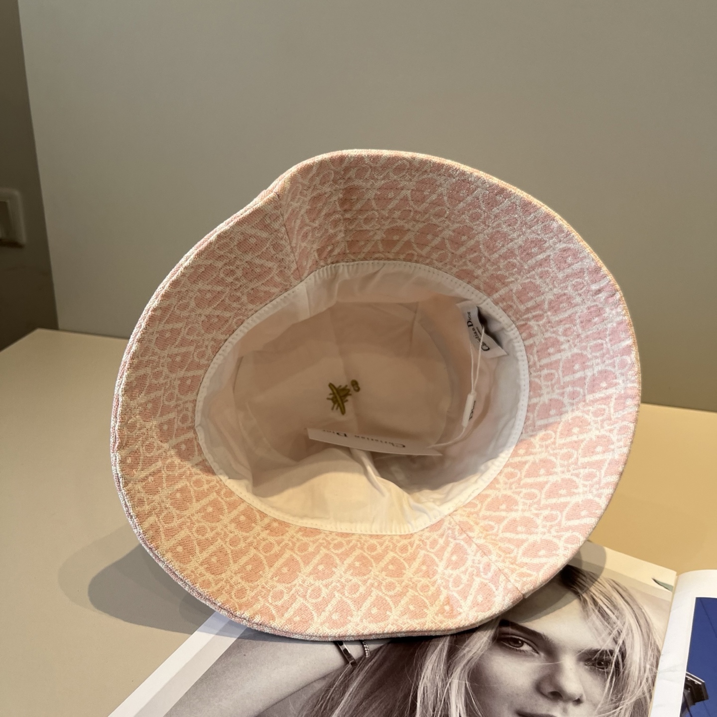 【DIOR迪奥】新款走量简约渔夫帽，新款出货，大牌款超好搭配，赶紧入手！