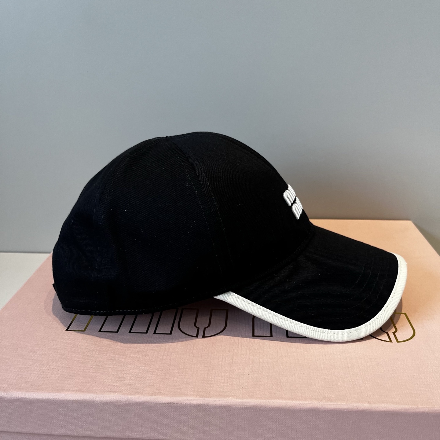  谬谬miumiu 原单春夏新款棒球帽，正品开模订制，原版做工细致质量超赞！