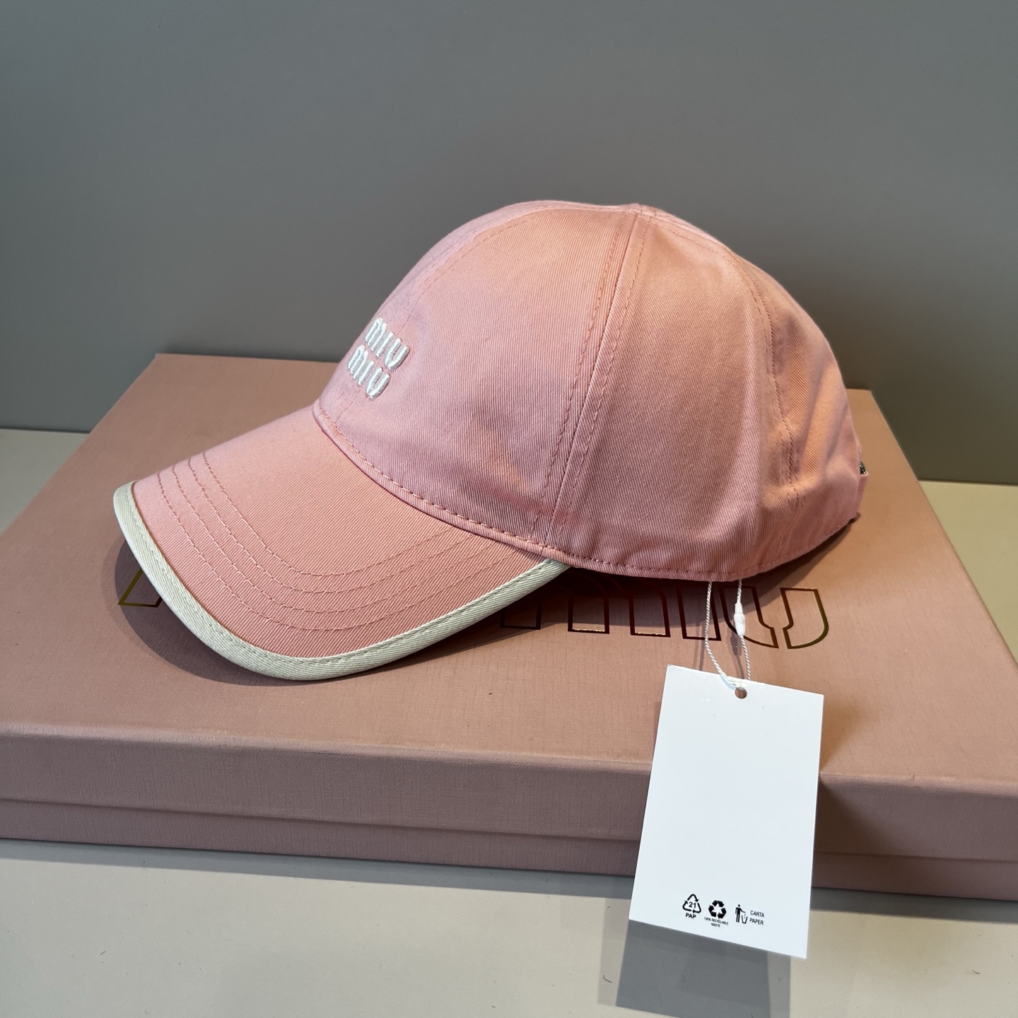  谬谬miumiu 原单春夏新款棒球帽，正品开模订制，原版做工细致质量超赞！