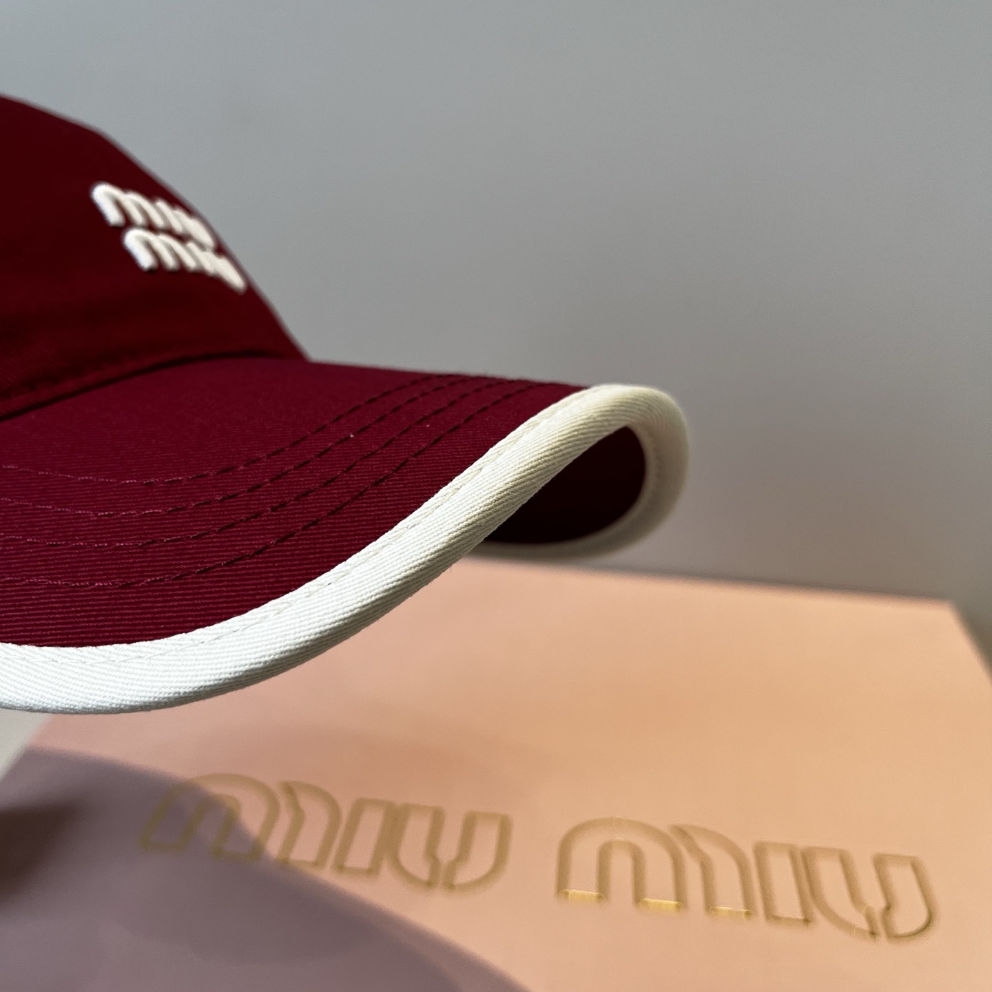  谬谬miumiu 原单春夏新款棒球帽，正品开模订制，原版做工细致质量超赞！