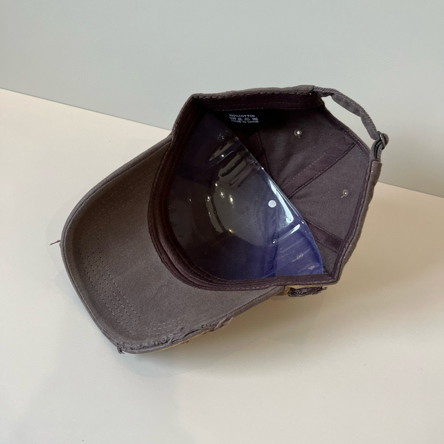  谬谬miumiu 原单春夏新款棒球帽，正品开模订制，原版做工细致质量超赞！